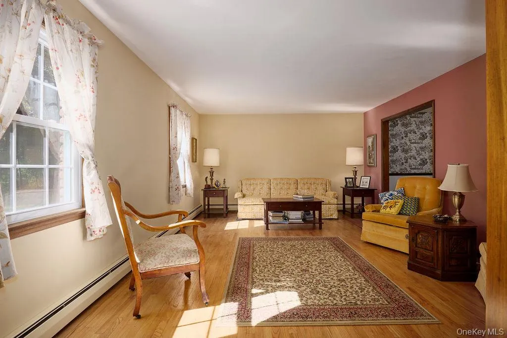 10 Stoutenburgh Drive, Hyde Park, NY, 4 Bedrooms Bedrooms, 11 Rooms Rooms,2 BathroomsBathrooms,Residential,For Rent,Stoutenburgh,0,1014045 10 Stoutenburgh Drive, Hyde Park, NY, 4 Bedrooms Bedrooms, 11 Rooms Rooms,2 BathroomsBathrooms,Residential,For Rent,Stoutenburgh,0,1014045