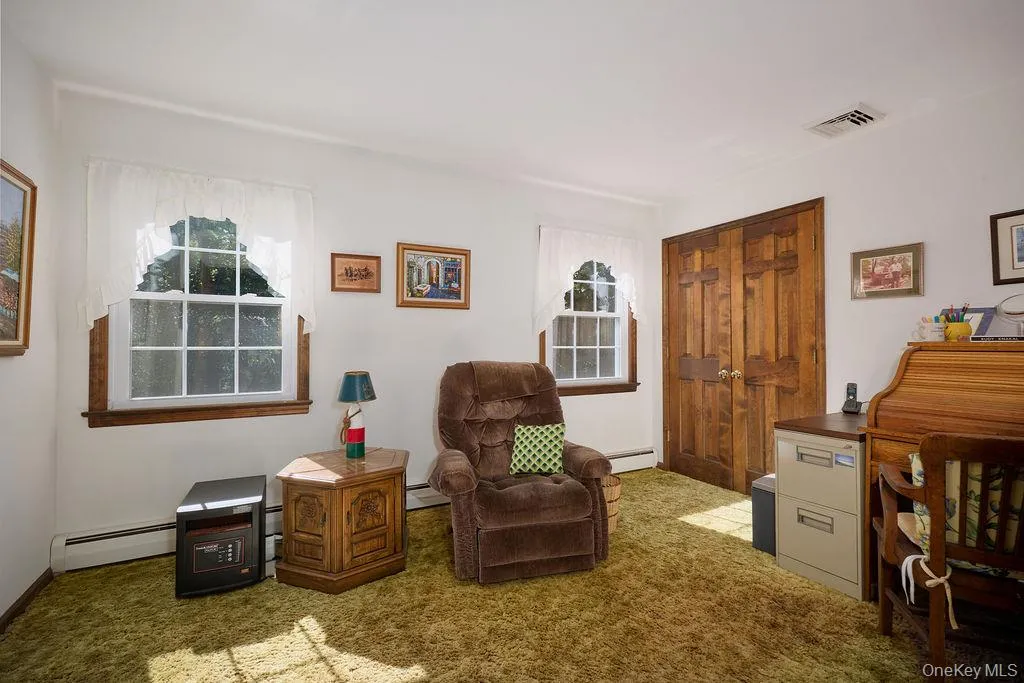 10 Stoutenburgh Drive, Hyde Park, NY, 4 Bedrooms Bedrooms, 11 Rooms Rooms,2 BathroomsBathrooms,Residential,For Rent,Stoutenburgh,0,1014045 10 Stoutenburgh Drive, Hyde Park, NY, 4 Bedrooms Bedrooms, 11 Rooms Rooms,2 BathroomsBathrooms,Residential,For Rent,Stoutenburgh,0,1014045