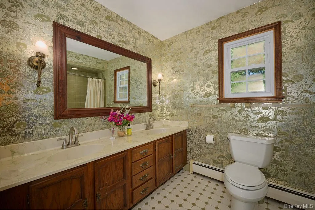 10 Stoutenburgh Drive, Hyde Park, NY, 4 Bedrooms Bedrooms, 11 Rooms Rooms,2 BathroomsBathrooms,Residential,For Rent,Stoutenburgh,0,1014045 10 Stoutenburgh Drive, Hyde Park, NY, 4 Bedrooms Bedrooms, 11 Rooms Rooms,2 BathroomsBathrooms,Residential,For Rent,Stoutenburgh,0,1014045
