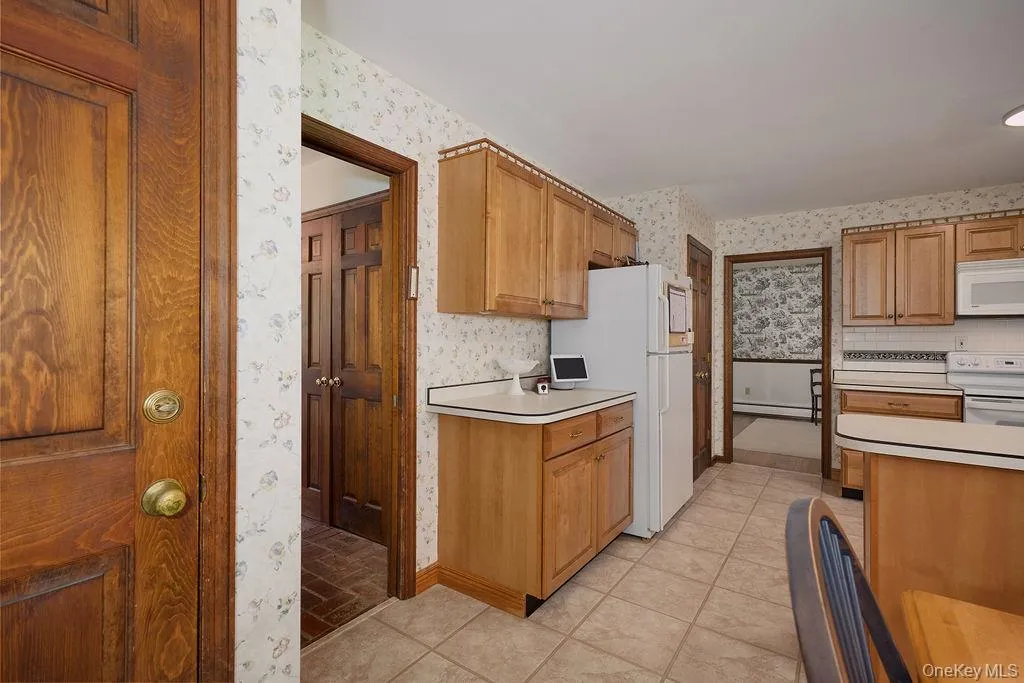 10 Stoutenburgh Drive, Hyde Park, NY, 4 Bedrooms Bedrooms, 11 Rooms Rooms,2 BathroomsBathrooms,Residential,For Rent,Stoutenburgh,0,1014045 10 Stoutenburgh Drive, Hyde Park, NY, 4 Bedrooms Bedrooms, 11 Rooms Rooms,2 BathroomsBathrooms,Residential,For Rent,Stoutenburgh,0,1014045