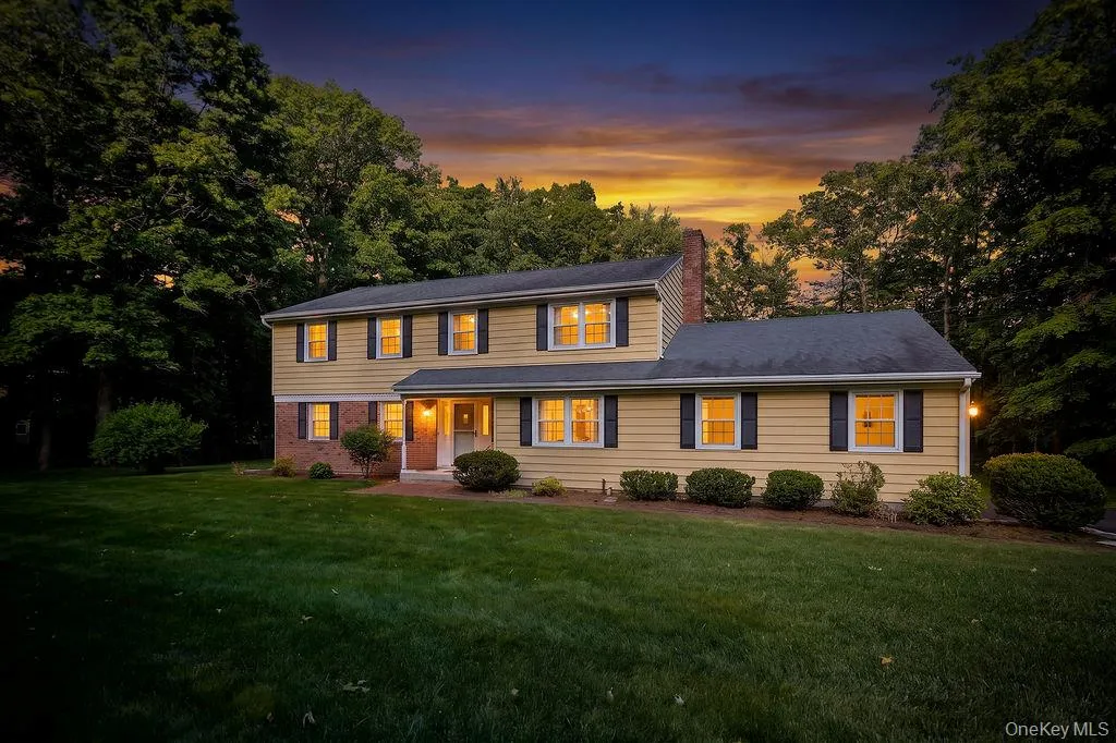 10 Stoutenburgh Drive, Hyde Park, NY, 4 Bedrooms Bedrooms, 11 Rooms Rooms,2 BathroomsBathrooms,Residential,For Rent,Stoutenburgh,0,1014045 10 Stoutenburgh Drive, Hyde Park, NY, 4 Bedrooms Bedrooms, 11 Rooms Rooms,2 BathroomsBathrooms,Residential,For Rent,Stoutenburgh,0,1014045