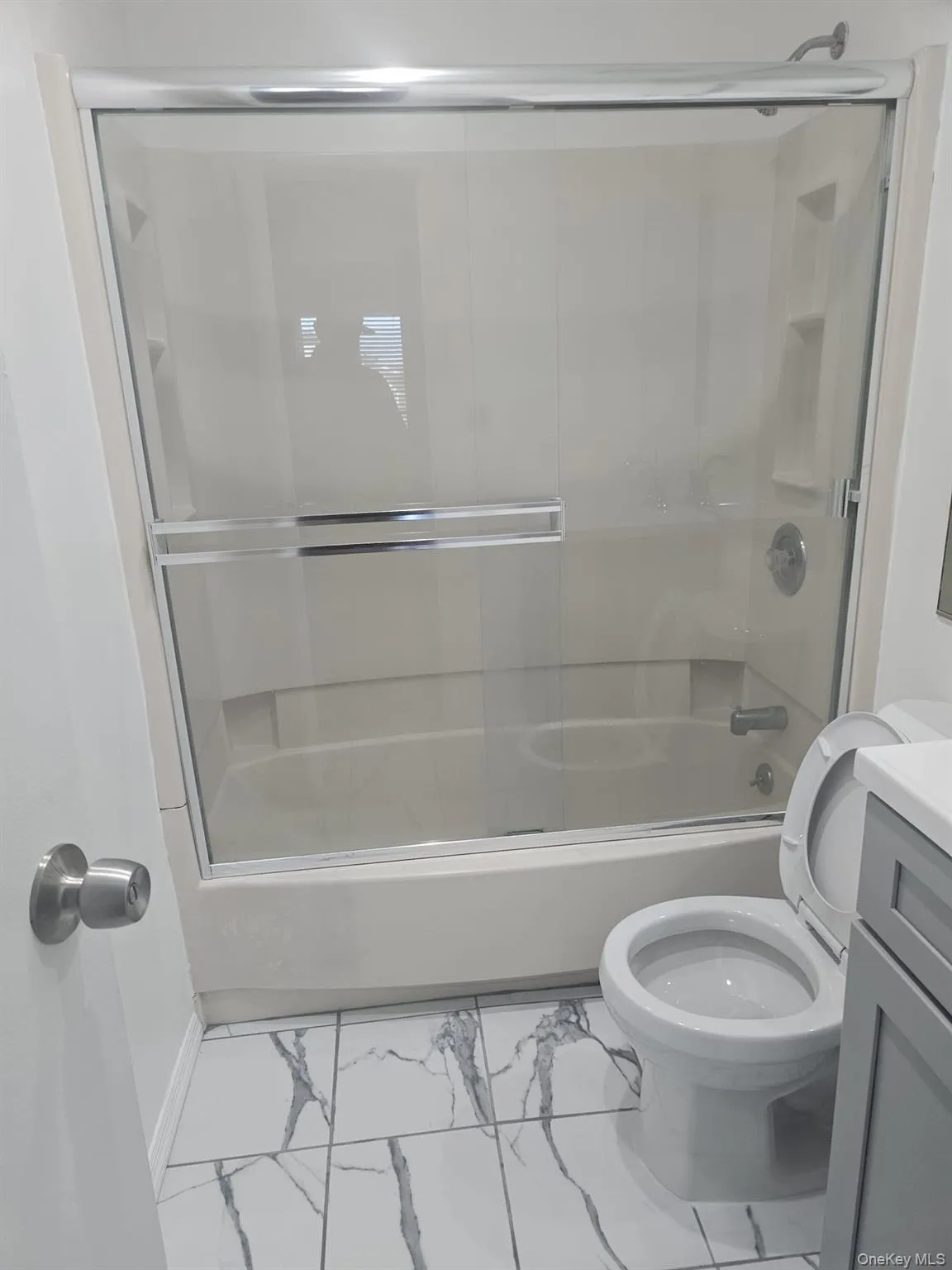 35 ANCHOR, Hempstead, NY, 2 Bedrooms Bedrooms, 5 Rooms Rooms,2 BathroomsBathrooms,Residential Lease,For Rent,ANCHOR,0,KEY1014046 35 ANCHOR, Hempstead, NY, 2 Bedrooms Bedrooms, 5 Rooms Rooms,2 BathroomsBathrooms,Residential Lease,For Rent,ANCHOR,0,KEY1014046