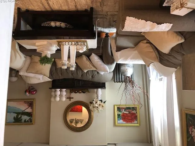 Apt 2 Apt 2