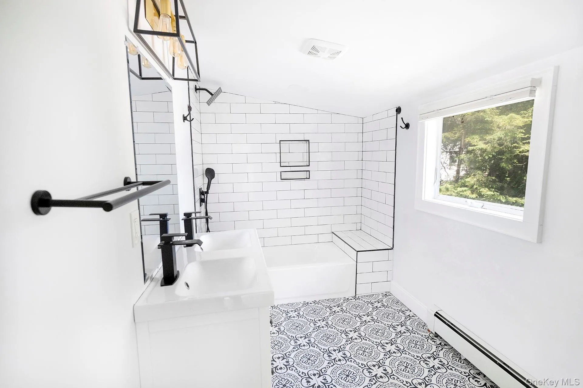 14 Maple Avenue, North East, NY, 4 Bedrooms Bedrooms, 10 Rooms Rooms,3 BathroomsBathrooms,Residential,For Rent,Maple,0,1014048 14 Maple Avenue, North East, NY, 4 Bedrooms Bedrooms, 10 Rooms Rooms,3 BathroomsBathrooms,Residential,For Rent,Maple,0,1014048