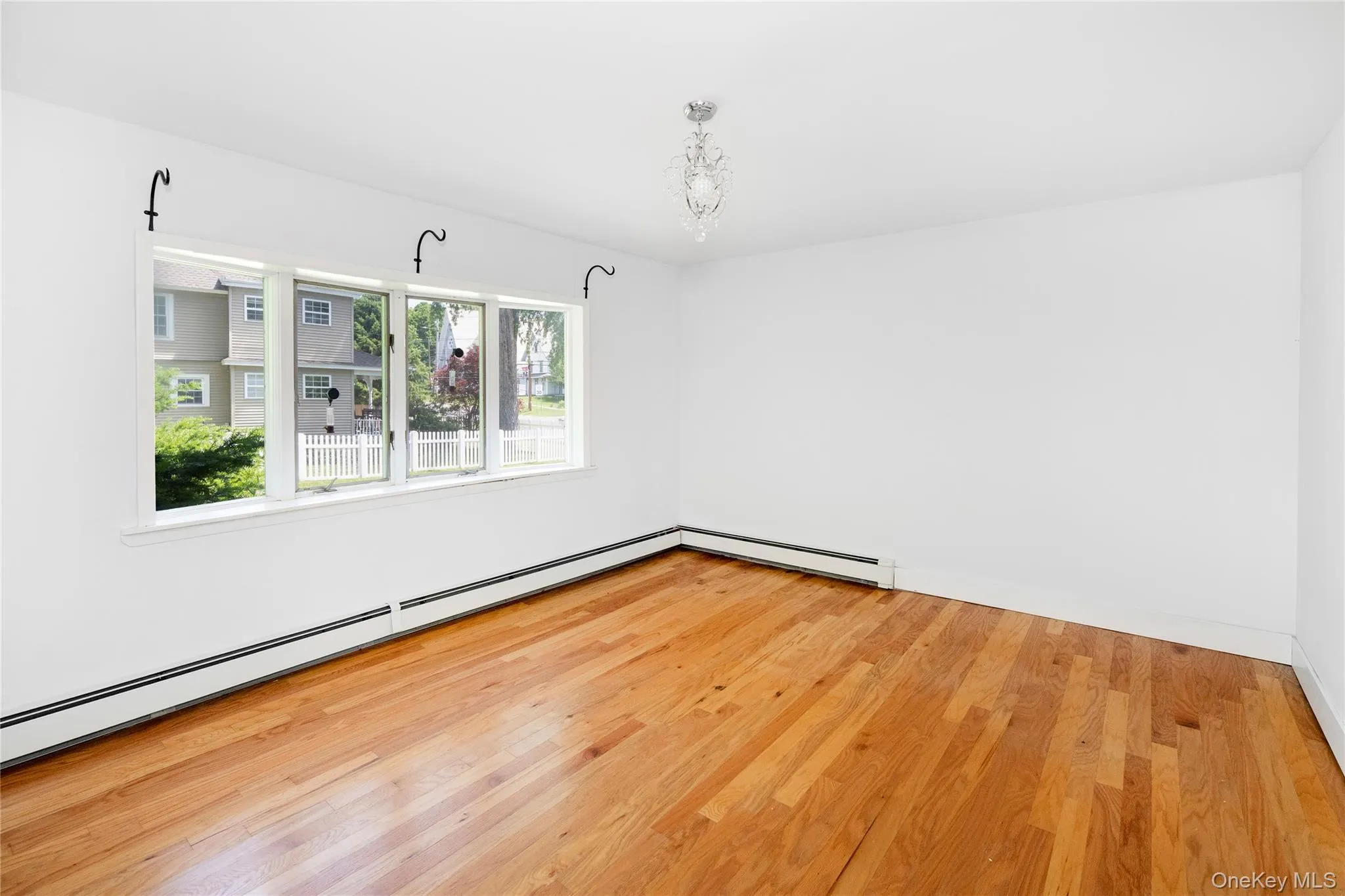 14 Maple Avenue, North East, NY, 4 Bedrooms Bedrooms, 10 Rooms Rooms,3 BathroomsBathrooms,Residential,For Rent,Maple,0,1014048 14 Maple Avenue, North East, NY, 4 Bedrooms Bedrooms, 10 Rooms Rooms,3 BathroomsBathrooms,Residential,For Rent,Maple,0,1014048