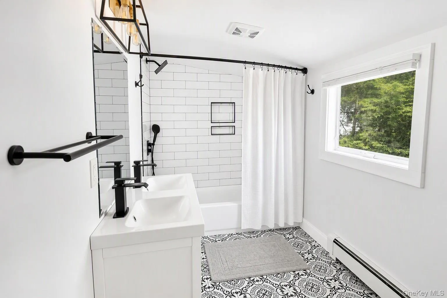 14 Maple Avenue, North East, NY, 4 Bedrooms Bedrooms, 10 Rooms Rooms,3 BathroomsBathrooms,Residential,For Rent,Maple,0,1014048 14 Maple Avenue, North East, NY, 4 Bedrooms Bedrooms, 10 Rooms Rooms,3 BathroomsBathrooms,Residential,For Rent,Maple,0,1014048