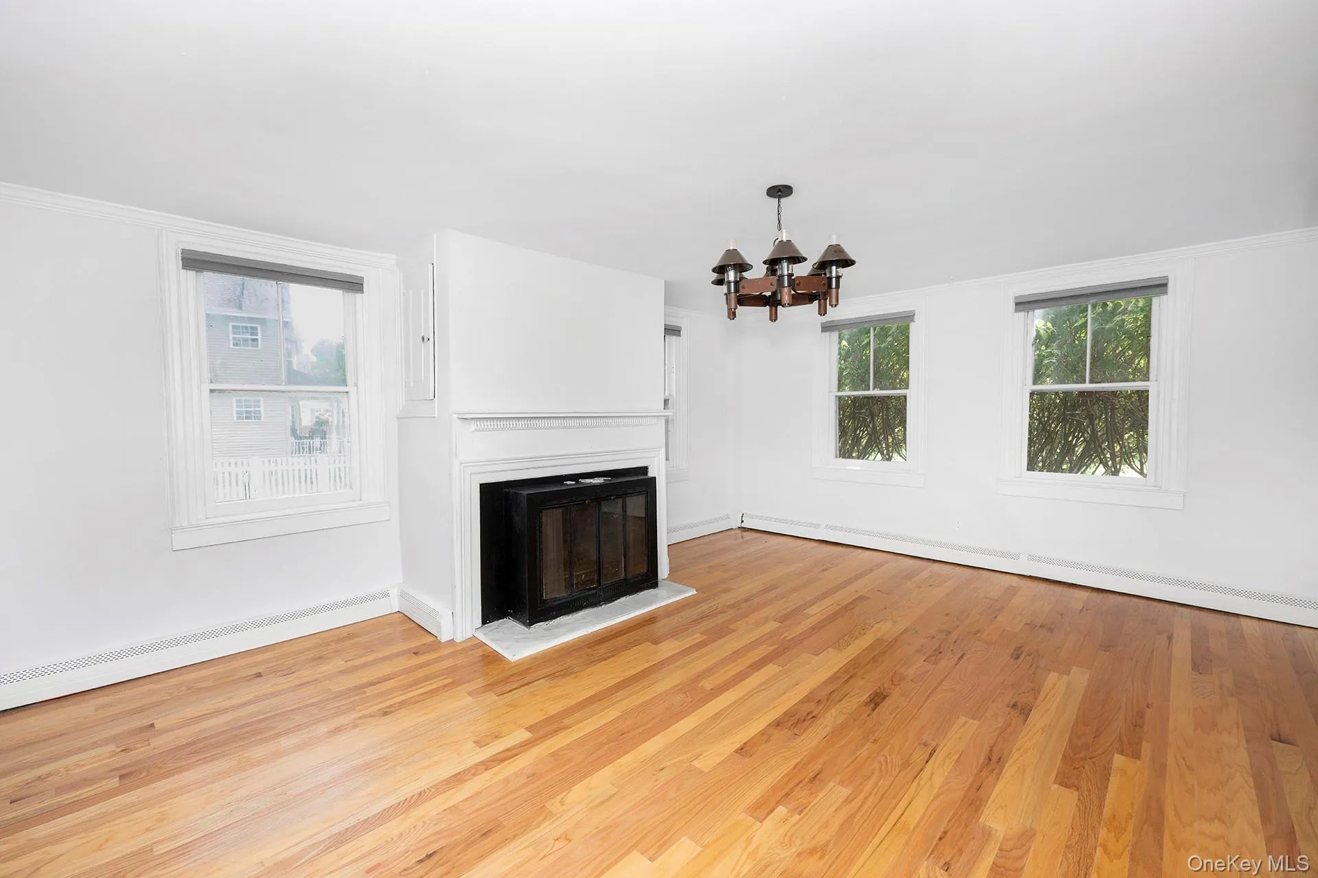 14 Maple Avenue, North East, NY, 4 Bedrooms Bedrooms, 10 Rooms Rooms,3 BathroomsBathrooms,Residential,For Rent,Maple,0,1014048 14 Maple Avenue, North East, NY, 4 Bedrooms Bedrooms, 10 Rooms Rooms,3 BathroomsBathrooms,Residential,For Rent,Maple,0,1014048