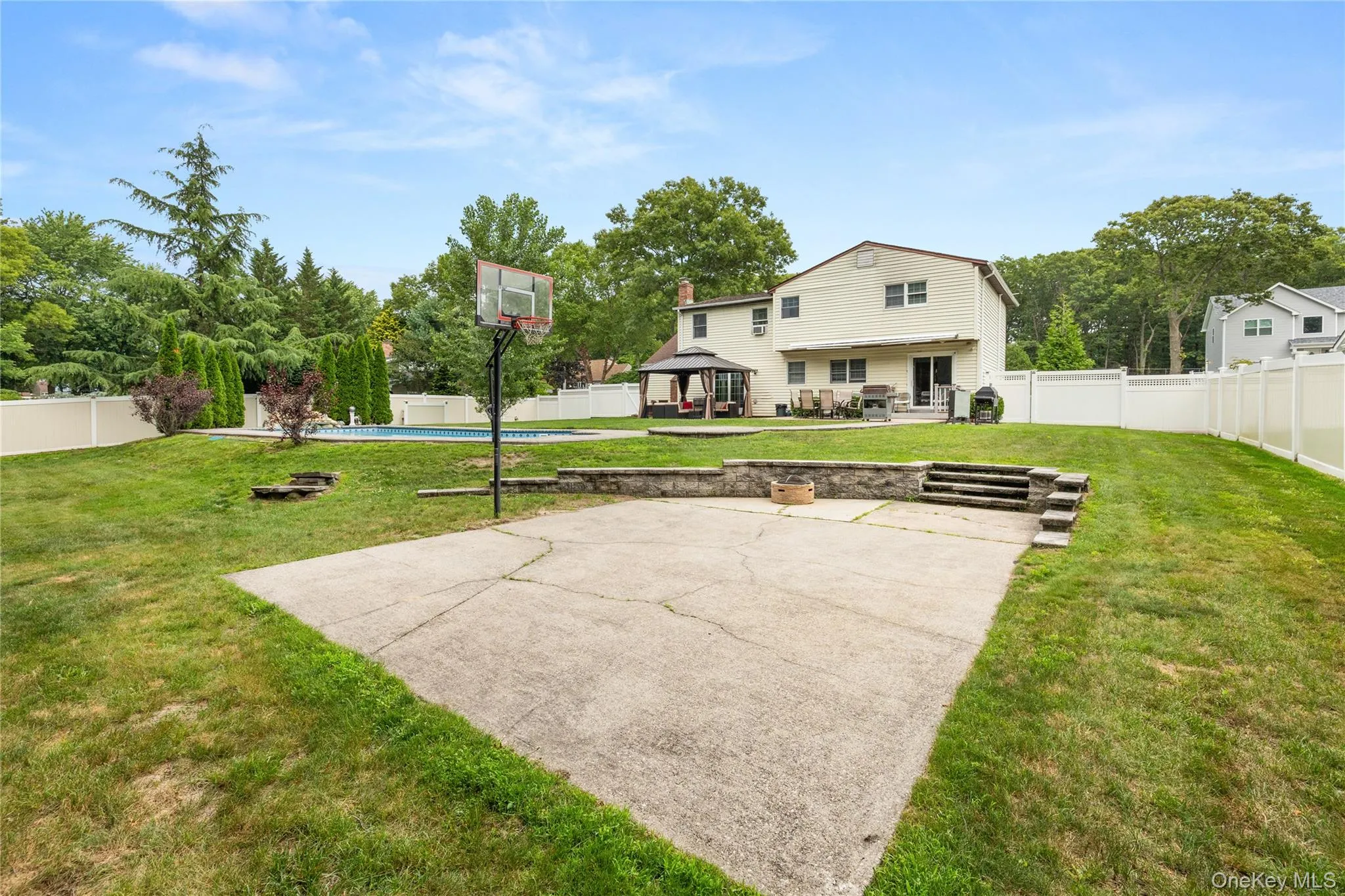 24 Walnut Street, Brookhaven, NY, 4 Bedrooms Bedrooms, 9 Rooms Rooms,2 BathroomsBathrooms,Residential,For Rent,Walnut,0,1014051 24 Walnut Street, Brookhaven, NY, 4 Bedrooms Bedrooms, 9 Rooms Rooms,2 BathroomsBathrooms,Residential,For Rent,Walnut,0,1014051
