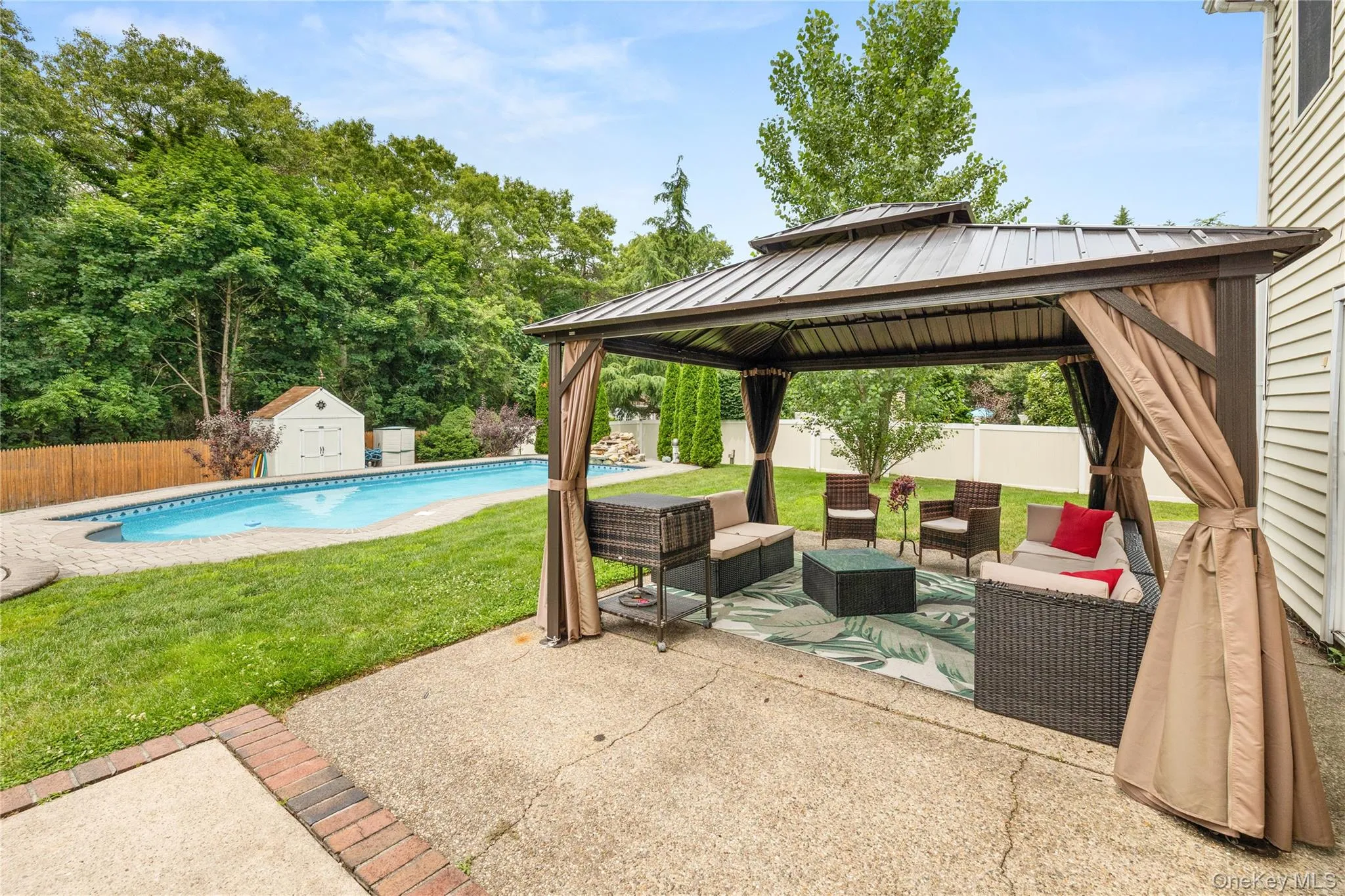 24 Walnut Street, Brookhaven, NY, 4 Bedrooms Bedrooms, 9 Rooms Rooms,2 BathroomsBathrooms,Residential,For Rent,Walnut,0,1014051 24 Walnut Street, Brookhaven, NY, 4 Bedrooms Bedrooms, 9 Rooms Rooms,2 BathroomsBathrooms,Residential,For Rent,Walnut,0,1014051