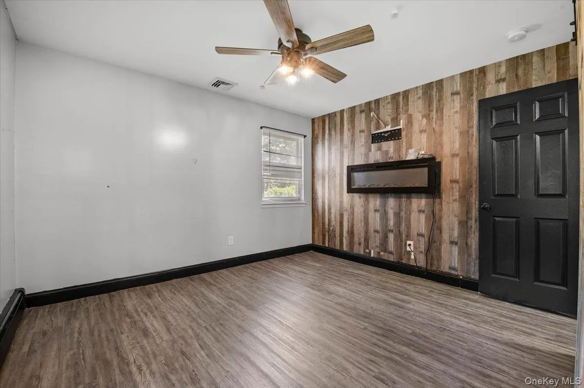 3755 Grand Avenue, Southold, NY, 3 Bedrooms Bedrooms, 7 Rooms Rooms,2 BathroomsBathrooms,Residential,For Rent,Grand,0,KEY1014052 3755 Grand Avenue, Southold, NY, 3 Bedrooms Bedrooms, 7 Rooms Rooms,2 BathroomsBathrooms,Residential,For Rent,Grand,0,KEY1014052