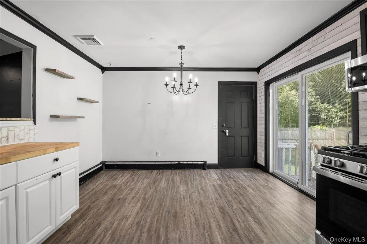 3755 Grand Avenue, Southold, NY, 3 Bedrooms Bedrooms, 7 Rooms Rooms,2 BathroomsBathrooms,Residential,For Rent,Grand,0,KEY1014052 3755 Grand Avenue, Southold, NY, 3 Bedrooms Bedrooms, 7 Rooms Rooms,2 BathroomsBathrooms,Residential,For Rent,Grand,0,KEY1014052