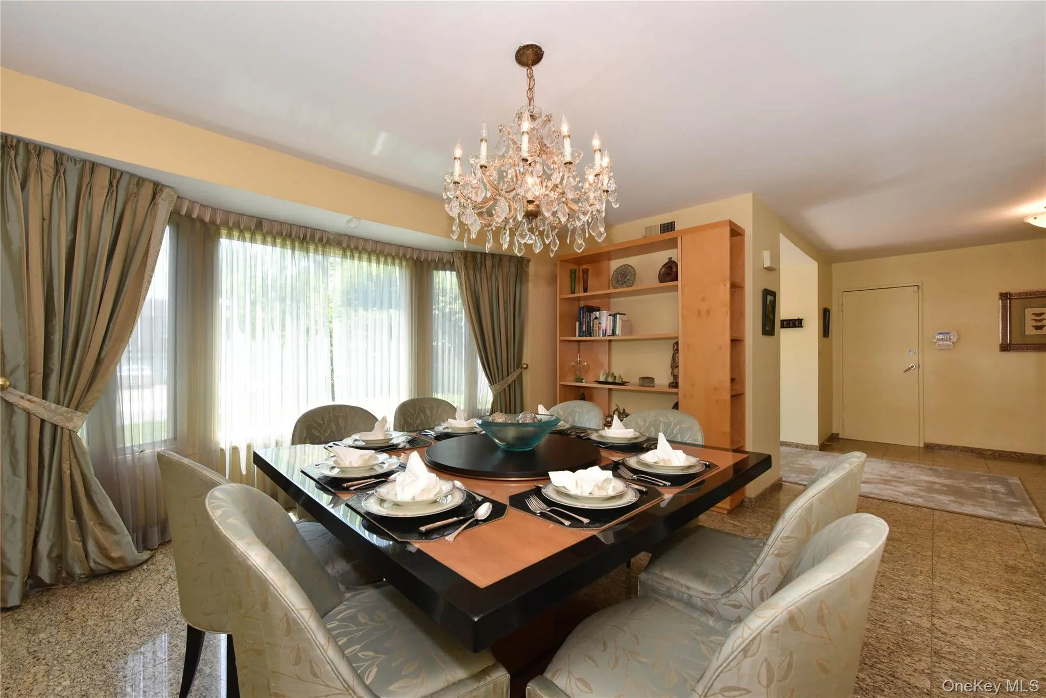 3 Joy Drive, North Hempstead, NY, 4 Bedrooms Bedrooms, 8 Rooms Rooms,2 BathroomsBathrooms,Residential,For Rent,Joy,0,1014055 3 Joy Drive, North Hempstead, NY, 4 Bedrooms Bedrooms, 8 Rooms Rooms,2 BathroomsBathrooms,Residential,For Rent,Joy,0,1014055