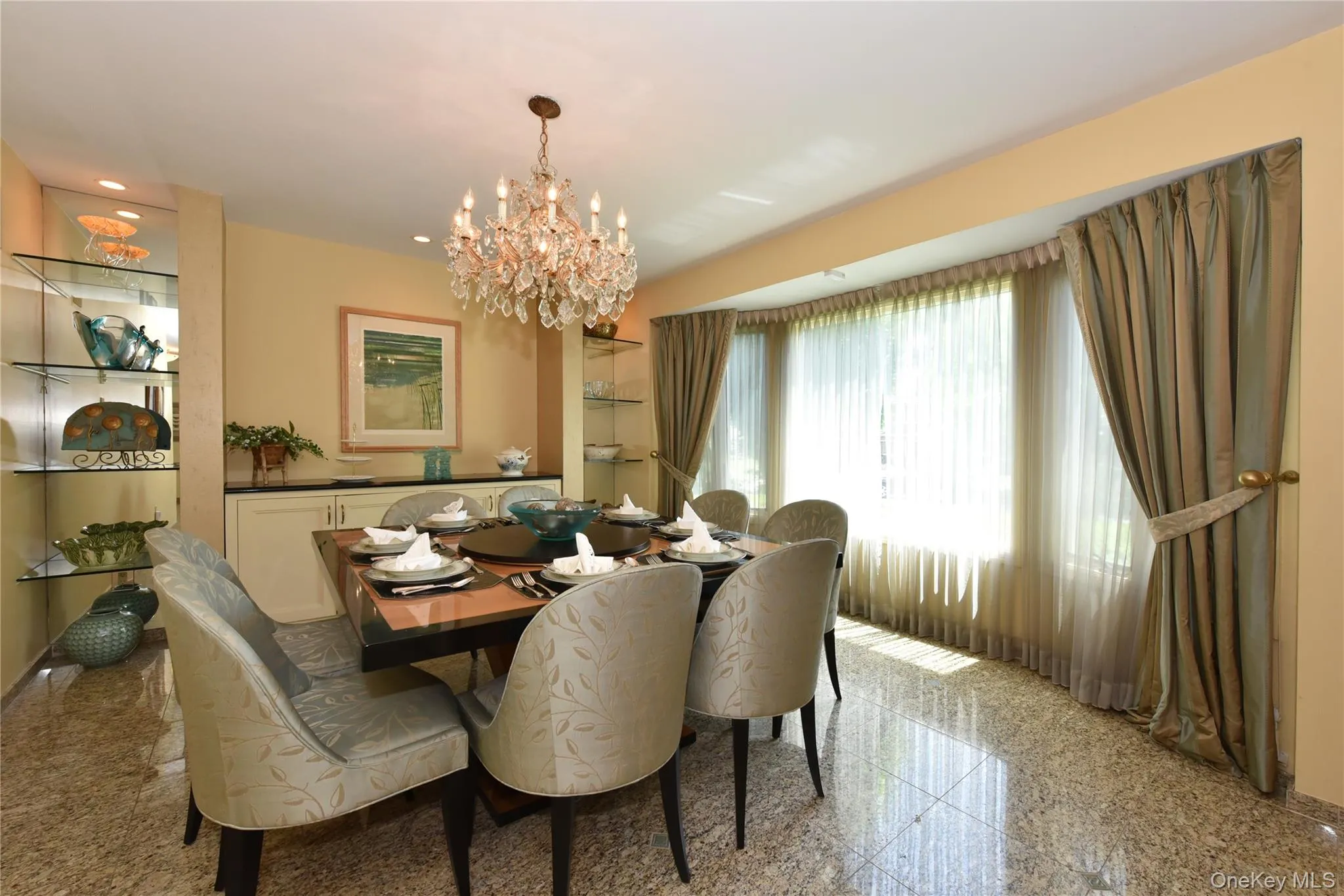3 Joy Drive, North Hempstead, NY, 4 Bedrooms Bedrooms, 8 Rooms Rooms,2 BathroomsBathrooms,Residential,For Rent,Joy,0,1014055 3 Joy Drive, North Hempstead, NY, 4 Bedrooms Bedrooms, 8 Rooms Rooms,2 BathroomsBathrooms,Residential,For Rent,Joy,0,1014055