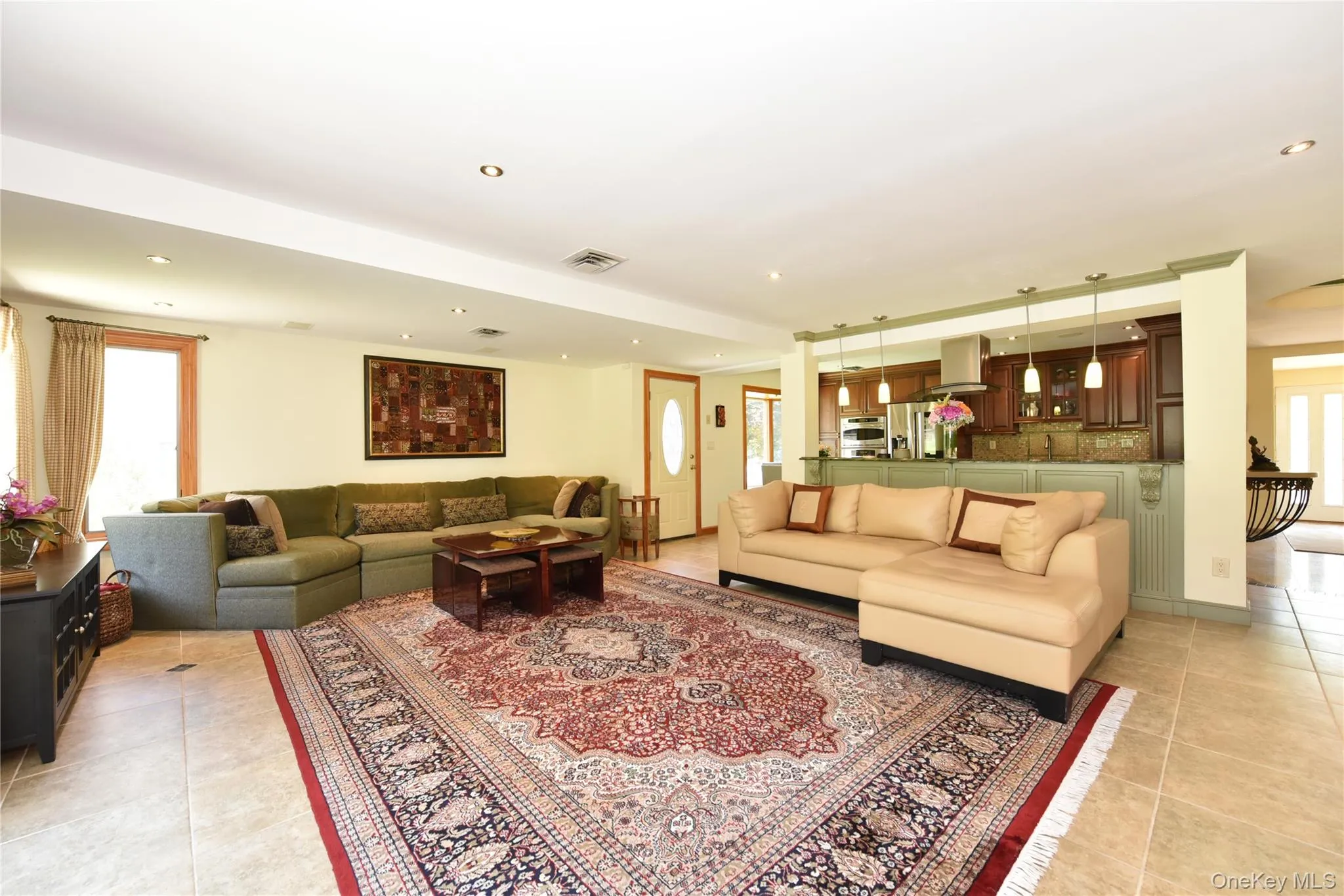 3 Joy Drive, North Hempstead, NY, 4 Bedrooms Bedrooms, 8 Rooms Rooms,2 BathroomsBathrooms,Residential,For Rent,Joy,0,1014055 3 Joy Drive, North Hempstead, NY, 4 Bedrooms Bedrooms, 8 Rooms Rooms,2 BathroomsBathrooms,Residential,For Rent,Joy,0,1014055