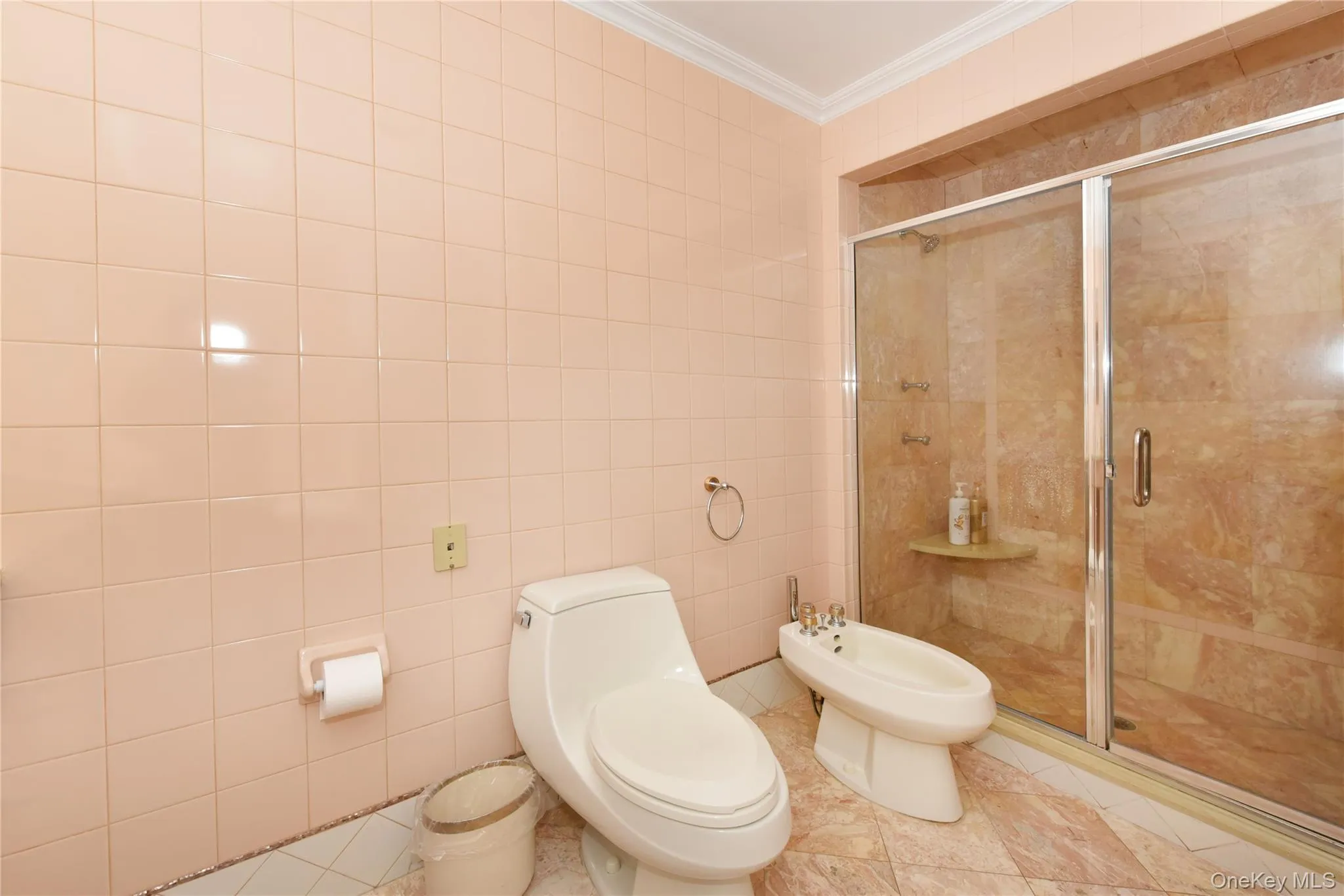 3 Joy Drive, North Hempstead, NY, 4 Bedrooms Bedrooms, 8 Rooms Rooms,2 BathroomsBathrooms,Residential,For Rent,Joy,0,1014055 3 Joy Drive, North Hempstead, NY, 4 Bedrooms Bedrooms, 8 Rooms Rooms,2 BathroomsBathrooms,Residential,For Rent,Joy,0,1014055