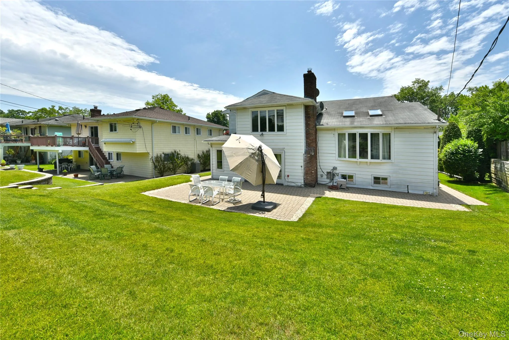3 Joy Drive, North Hempstead, NY, 4 Bedrooms Bedrooms, 8 Rooms Rooms,2 BathroomsBathrooms,Residential,For Rent,Joy,0,1014055 3 Joy Drive, North Hempstead, NY, 4 Bedrooms Bedrooms, 8 Rooms Rooms,2 BathroomsBathrooms,Residential,For Rent,Joy,0,1014055