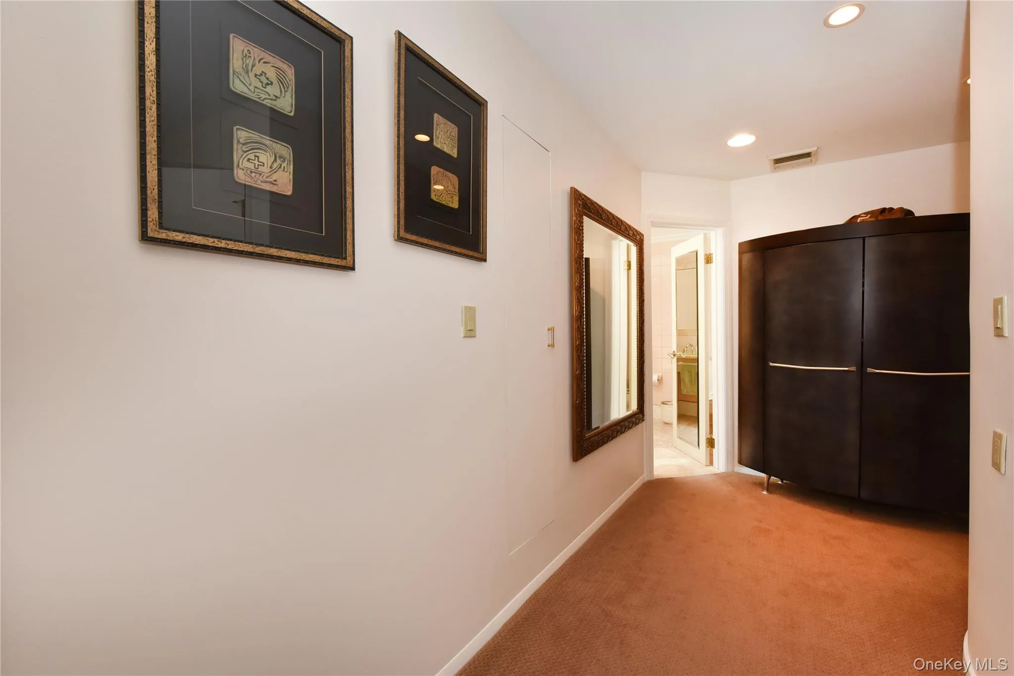 3 Joy Drive, North Hempstead, NY, 4 Bedrooms Bedrooms, 8 Rooms Rooms,2 BathroomsBathrooms,Residential,For Rent,Joy,0,1014055 3 Joy Drive, North Hempstead, NY, 4 Bedrooms Bedrooms, 8 Rooms Rooms,2 BathroomsBathrooms,Residential,For Rent,Joy,0,1014055