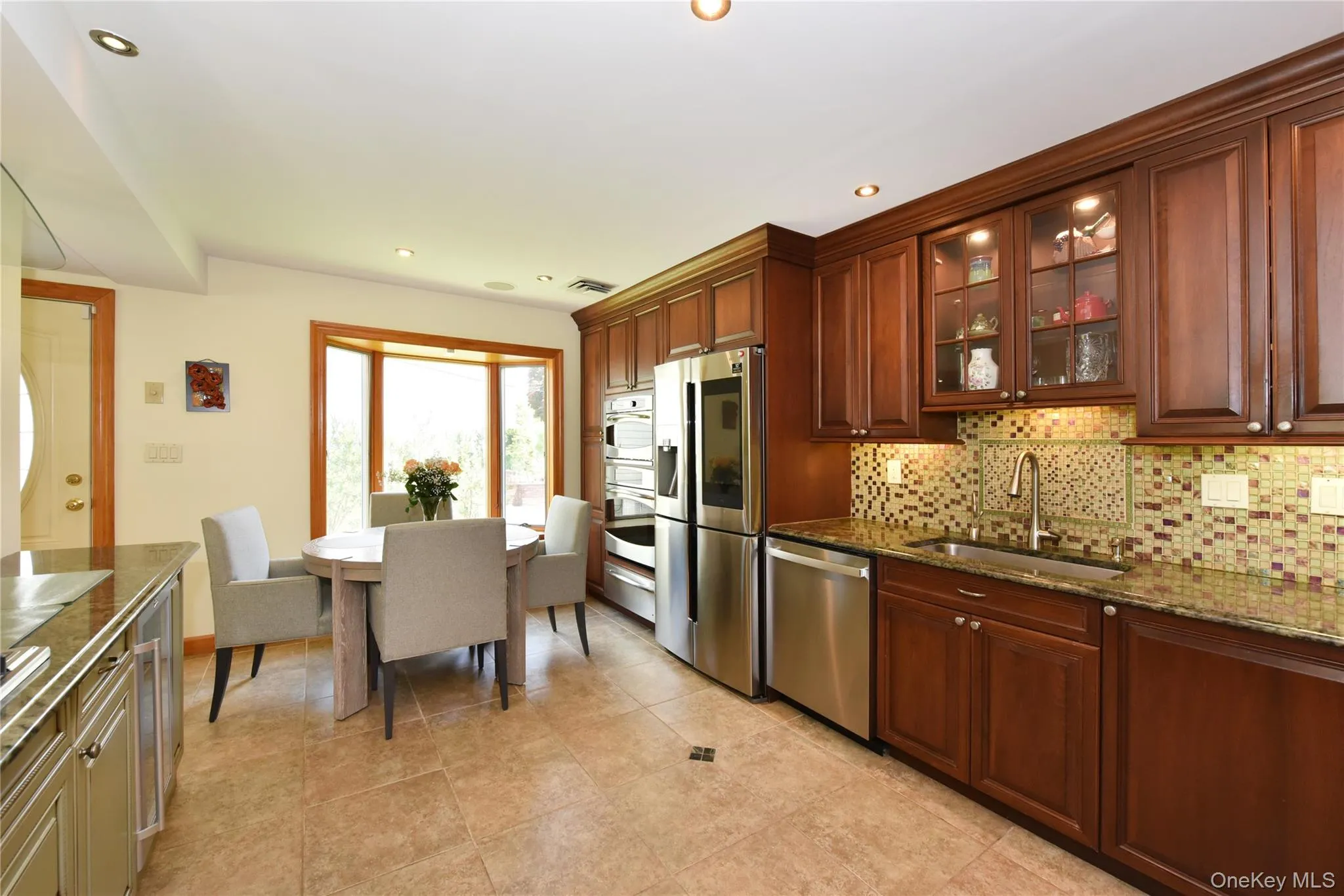 3 Joy Drive, North Hempstead, NY, 4 Bedrooms Bedrooms, 8 Rooms Rooms,2 BathroomsBathrooms,Residential,For Rent,Joy,0,1014055 3 Joy Drive, North Hempstead, NY, 4 Bedrooms Bedrooms, 8 Rooms Rooms,2 BathroomsBathrooms,Residential,For Rent,Joy,0,1014055