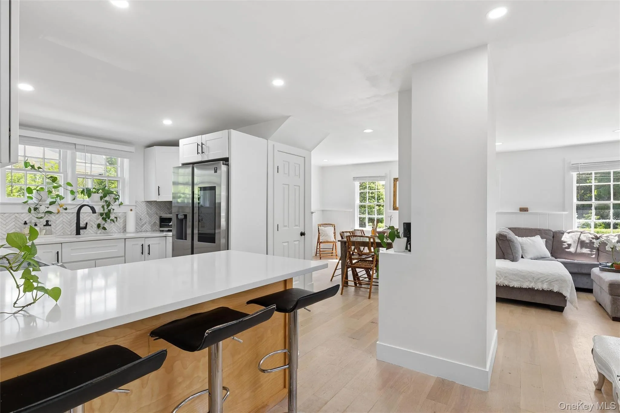 243 Sunset Avenue, Southampton, NY, 4 Bedrooms Bedrooms, 6 Rooms Rooms,2 BathroomsBathrooms,Residential Lease,For Rent,Sunset,0,1014061 243 Sunset Avenue, Southampton, NY, 4 Bedrooms Bedrooms, 6 Rooms Rooms,2 BathroomsBathrooms,Residential Lease,For Rent,Sunset,0,1014061