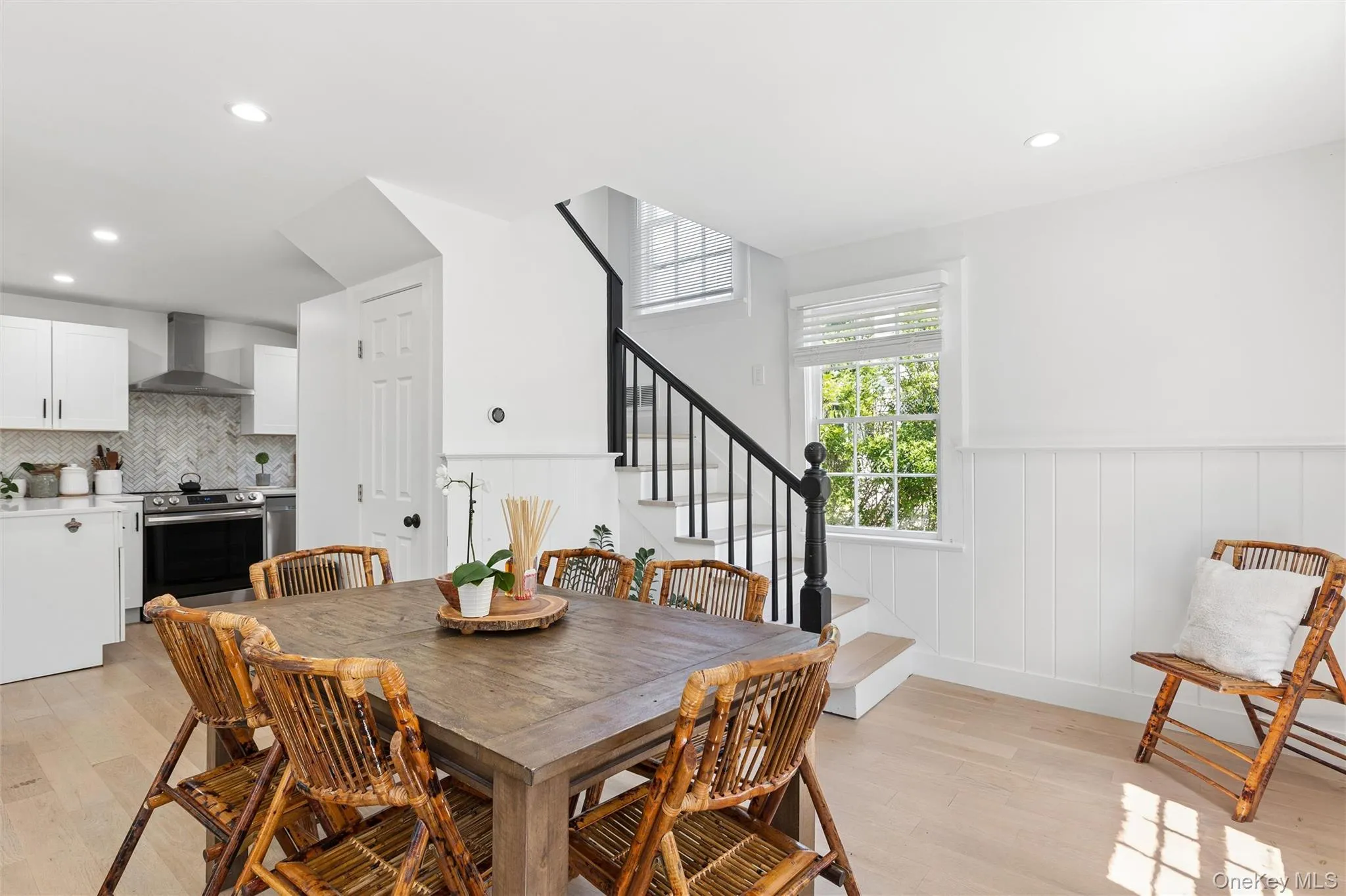 243 Sunset Avenue, Southampton, NY, 4 Bedrooms Bedrooms, 6 Rooms Rooms,2 BathroomsBathrooms,Residential Lease,For Rent,Sunset,0,1014061 243 Sunset Avenue, Southampton, NY, 4 Bedrooms Bedrooms, 6 Rooms Rooms,2 BathroomsBathrooms,Residential Lease,For Rent,Sunset,0,1014061