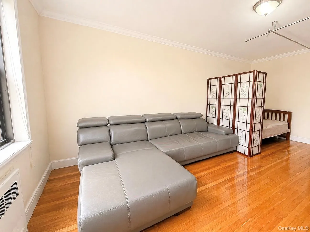 150-29 72nd Road, New York, NY, 2 Bedrooms Bedrooms, 3 Rooms Rooms,1 BathroomBathrooms,Residential,For Rent,72nd Road,0,1014062 150-29 72nd Road, New York, NY, 2 Bedrooms Bedrooms, 3 Rooms Rooms,1 BathroomBathrooms,Residential,For Rent,72nd Road,0,1014062