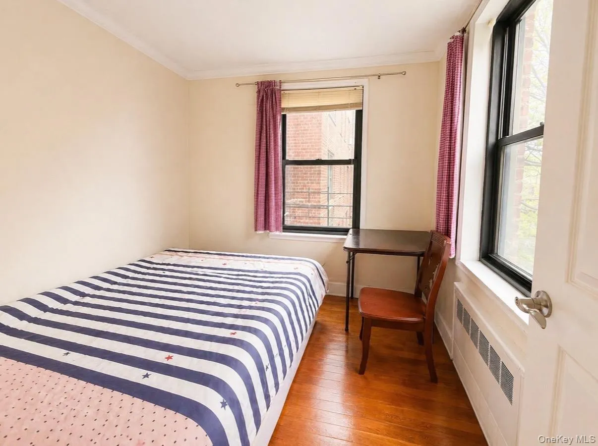 150-29 72nd Road, New York, NY, 2 Bedrooms Bedrooms, 4 Rooms Rooms,1 BathroomBathrooms,Residential,For Rent,72nd Road,0,KEY1014062 150-29 72nd Road, New York, NY, 2 Bedrooms Bedrooms, 4 Rooms Rooms,1 BathroomBathrooms,Residential,For Rent,72nd Road,0,KEY1014062