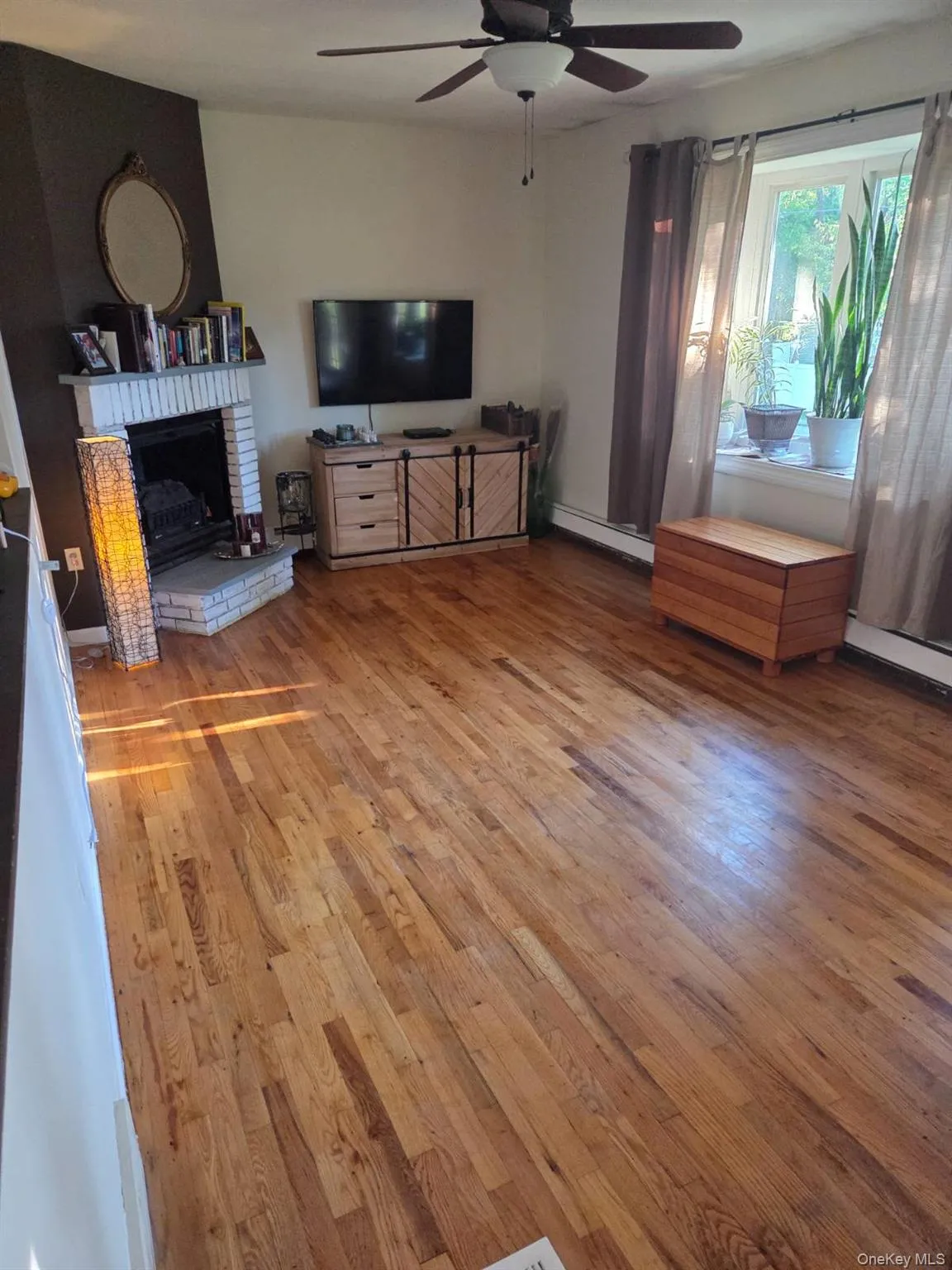 45 Sunset Drive, Montgomery, NY, 3 Bedrooms Bedrooms, 7 Rooms Rooms,1 BathroomBathrooms,Residential,For Rent,Sunset,0,1014065 45 Sunset Drive, Montgomery, NY, 3 Bedrooms Bedrooms, 7 Rooms Rooms,1 BathroomBathrooms,Residential,For Rent,Sunset,0,1014065