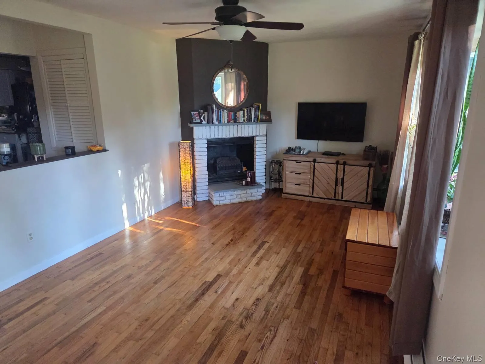 45 Sunset Drive, Montgomery, NY, 3 Bedrooms Bedrooms, 7 Rooms Rooms,1 BathroomBathrooms,Residential,For Rent,Sunset,0,1014065 45 Sunset Drive, Montgomery, NY, 3 Bedrooms Bedrooms, 7 Rooms Rooms,1 BathroomBathrooms,Residential,For Rent,Sunset,0,1014065