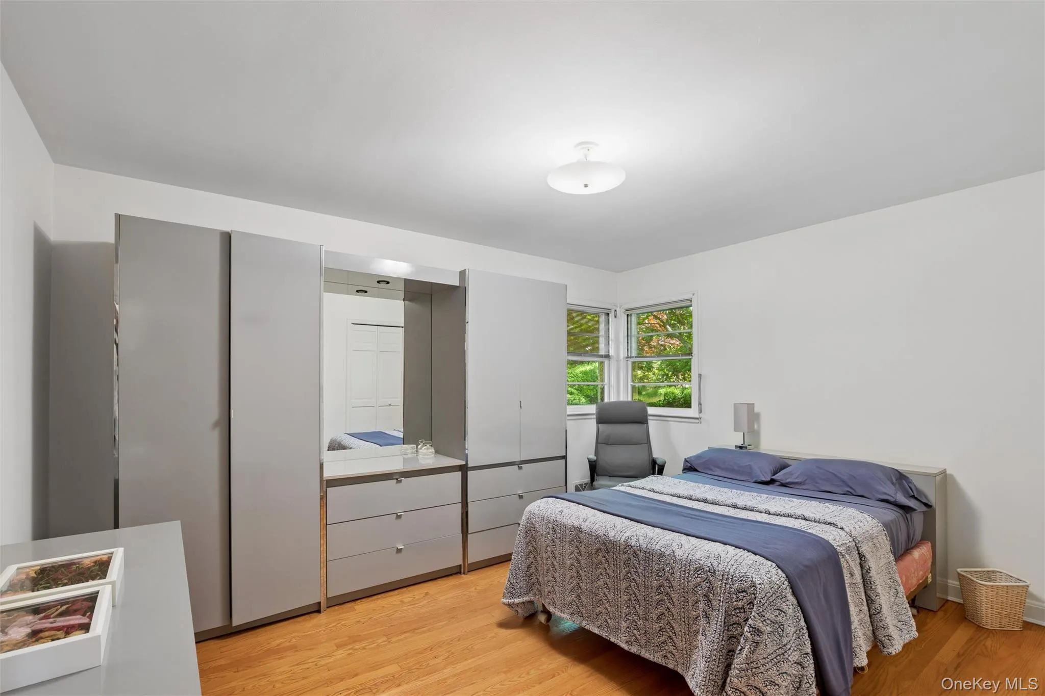 12 Regent Place, Huntington, NY, 3 Bedrooms Bedrooms, 6 Rooms Rooms,1 BathroomBathrooms,Residential,For Rent,Regent,0,1014066 12 Regent Place, Huntington, NY, 3 Bedrooms Bedrooms, 6 Rooms Rooms,1 BathroomBathrooms,Residential,For Rent,Regent,0,1014066