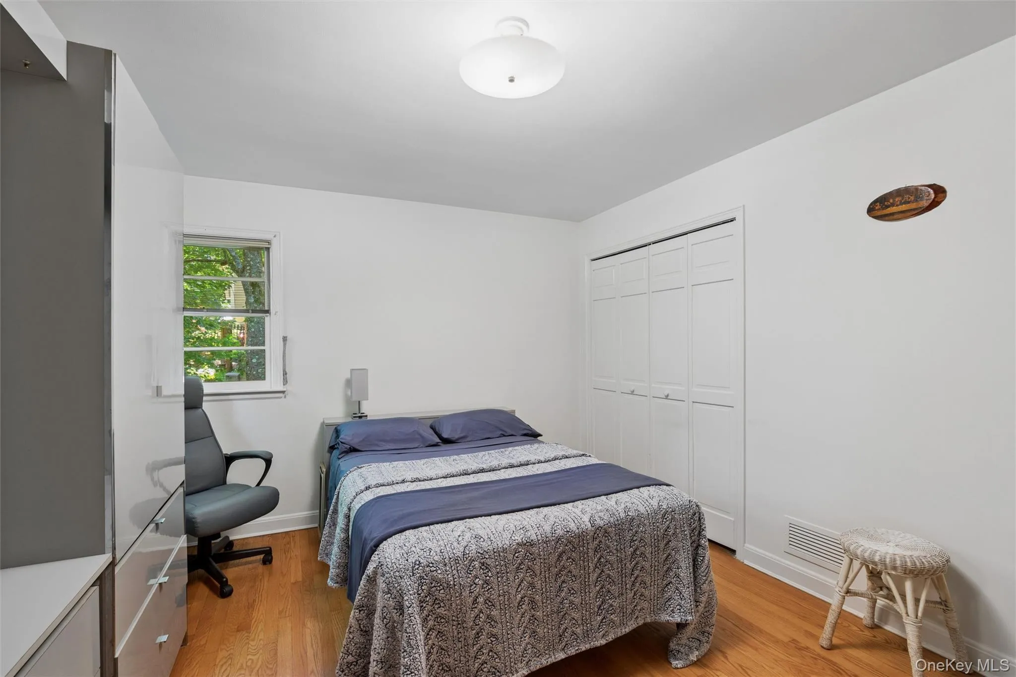 12 Regent Place, Huntington, NY, 3 Bedrooms Bedrooms, 6 Rooms Rooms,1 BathroomBathrooms,Residential,For Rent,Regent,0,1014066 12 Regent Place, Huntington, NY, 3 Bedrooms Bedrooms, 6 Rooms Rooms,1 BathroomBathrooms,Residential,For Rent,Regent,0,1014066