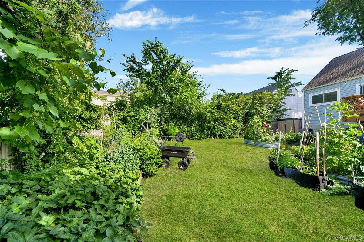 53 Pleasantville Road, Ossining, NY, 2 Bedrooms Bedrooms, 4 Rooms Rooms,1 BathroomBathrooms,Residential,For Rent,Pleasantville,0,1014067 53 Pleasantville Road, Ossining, NY, 2 Bedrooms Bedrooms, 4 Rooms Rooms,1 BathroomBathrooms,Residential,For Rent,Pleasantville,0,1014067