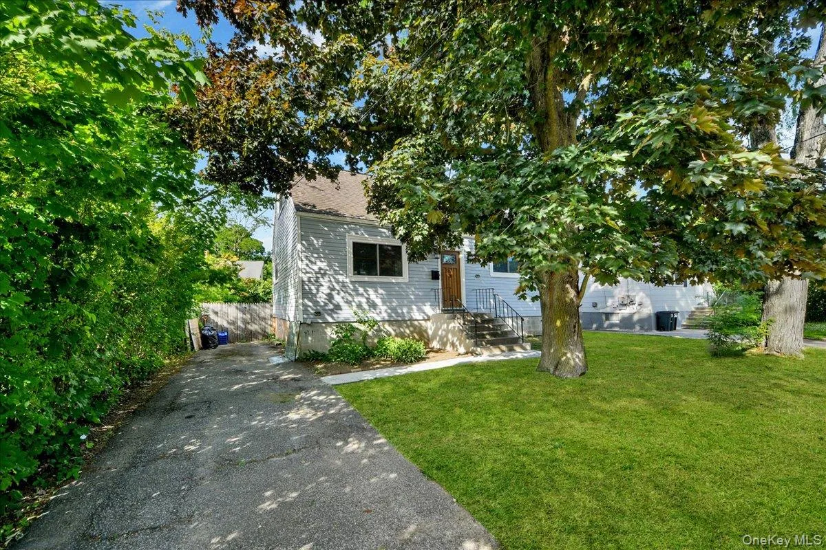 53 Pleasantville Road, Ossining, NY, 2 Bedrooms Bedrooms, 4 Rooms Rooms,1 BathroomBathrooms,Residential,For Rent,Pleasantville,0,1014067 53 Pleasantville Road, Ossining, NY, 2 Bedrooms Bedrooms, 4 Rooms Rooms,1 BathroomBathrooms,Residential,For Rent,Pleasantville,0,1014067