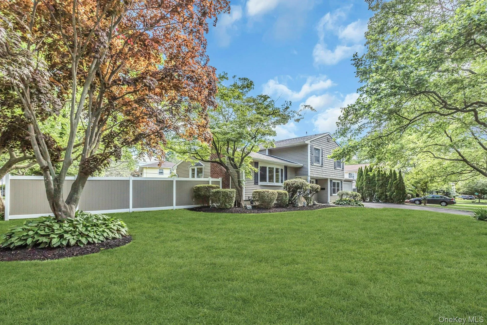 Large Front Property Large Front Property