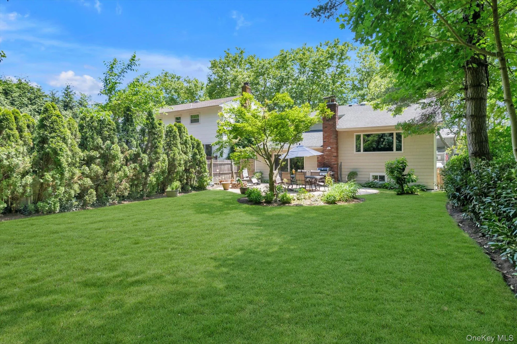 117 Soundview Drive, North Hempstead, NY, 4 Bedrooms Bedrooms, 7 Rooms Rooms,2 BathroomsBathrooms,Residential,For Rent,Soundview,0,1014070 117 Soundview Drive, North Hempstead, NY, 4 Bedrooms Bedrooms, 7 Rooms Rooms,2 BathroomsBathrooms,Residential,For Rent,Soundview,0,1014070