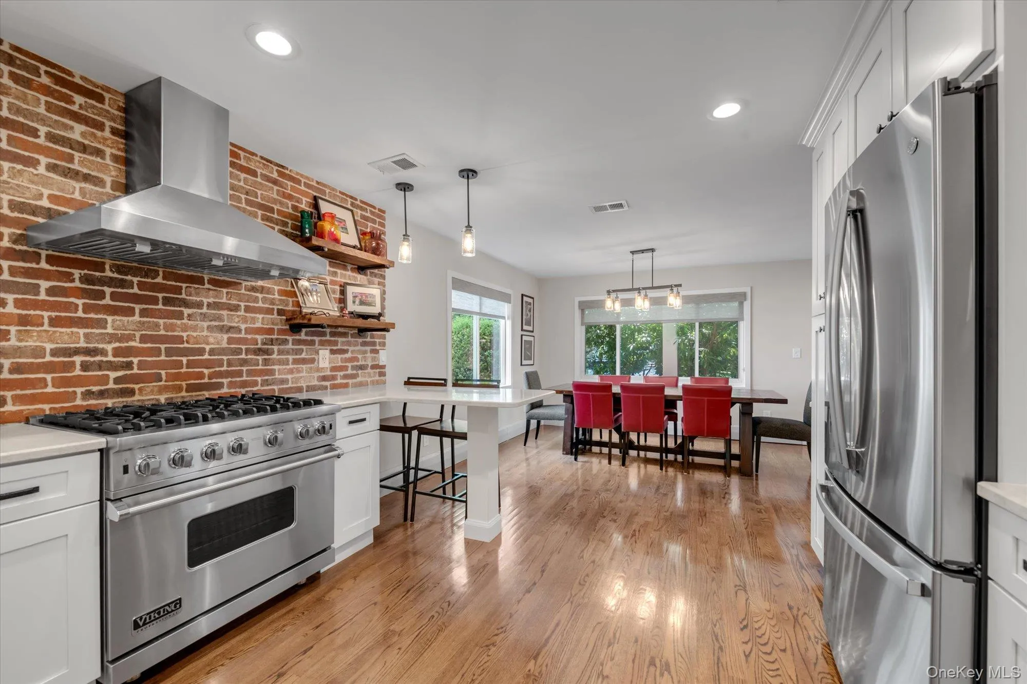 117 Soundview Drive, North Hempstead, NY, 4 Bedrooms Bedrooms, 7 Rooms Rooms,2 BathroomsBathrooms,Residential,For Rent,Soundview,0,1014070 117 Soundview Drive, North Hempstead, NY, 4 Bedrooms Bedrooms, 7 Rooms Rooms,2 BathroomsBathrooms,Residential,For Rent,Soundview,0,1014070
