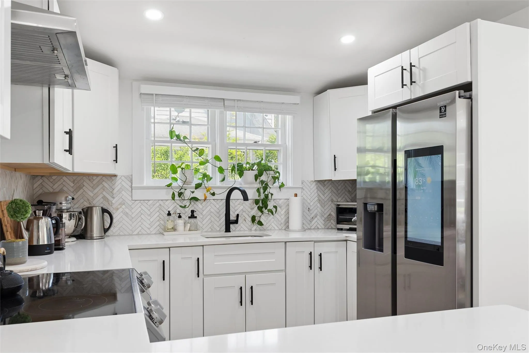 243 Sunset Avenue, Southampton, NY, 4 Bedrooms Bedrooms, 6 Rooms Rooms,2 BathroomsBathrooms,Residential Lease,For Rent,Sunset,0,1014073 243 Sunset Avenue, Southampton, NY, 4 Bedrooms Bedrooms, 6 Rooms Rooms,2 BathroomsBathrooms,Residential Lease,For Rent,Sunset,0,1014073