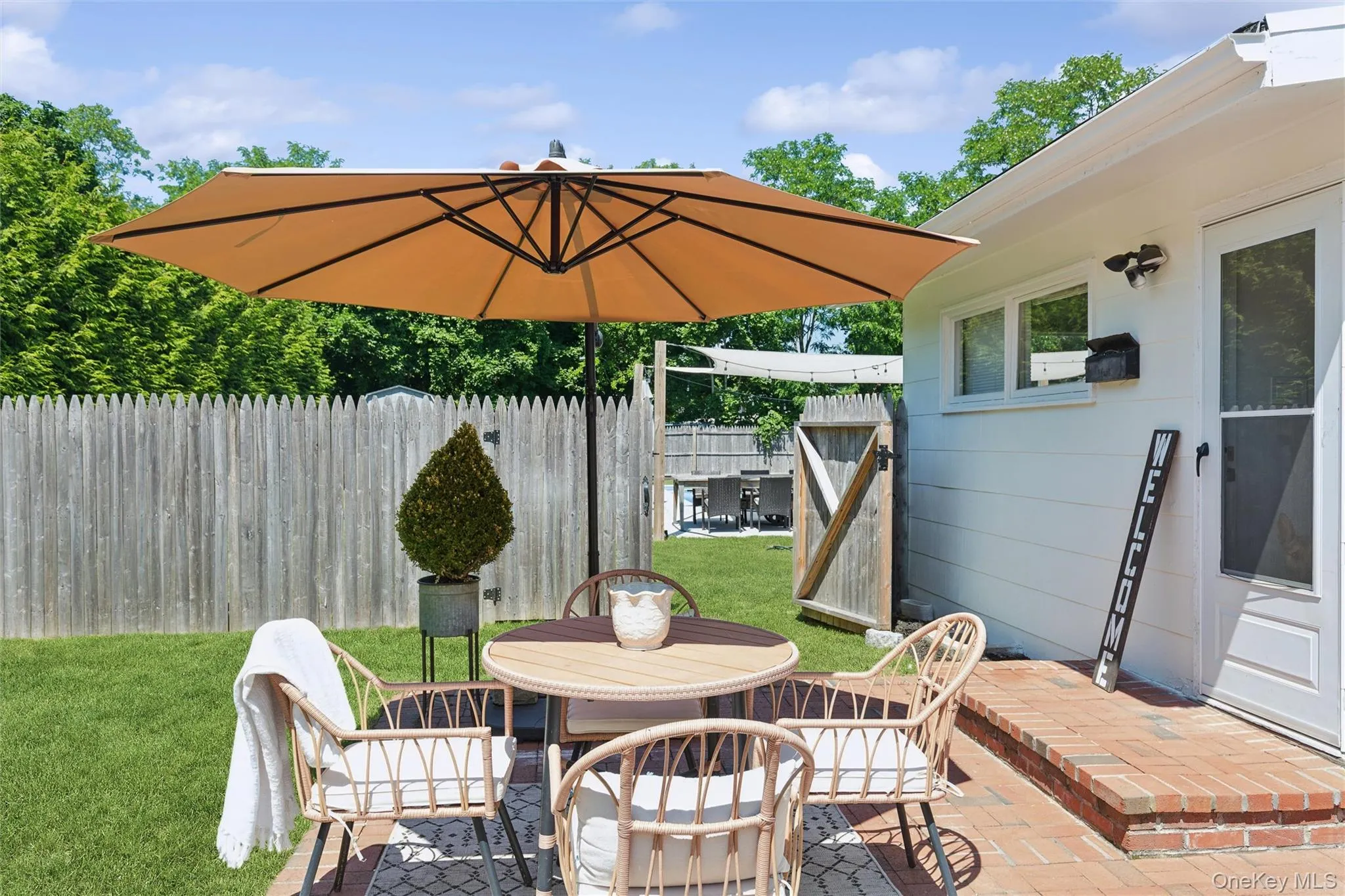 243 Sunset Avenue, Southampton, NY, 4 Bedrooms Bedrooms, 6 Rooms Rooms,2 BathroomsBathrooms,Residential Lease,For Rent,Sunset,0,1014073 243 Sunset Avenue, Southampton, NY, 4 Bedrooms Bedrooms, 6 Rooms Rooms,2 BathroomsBathrooms,Residential Lease,For Rent,Sunset,0,1014073