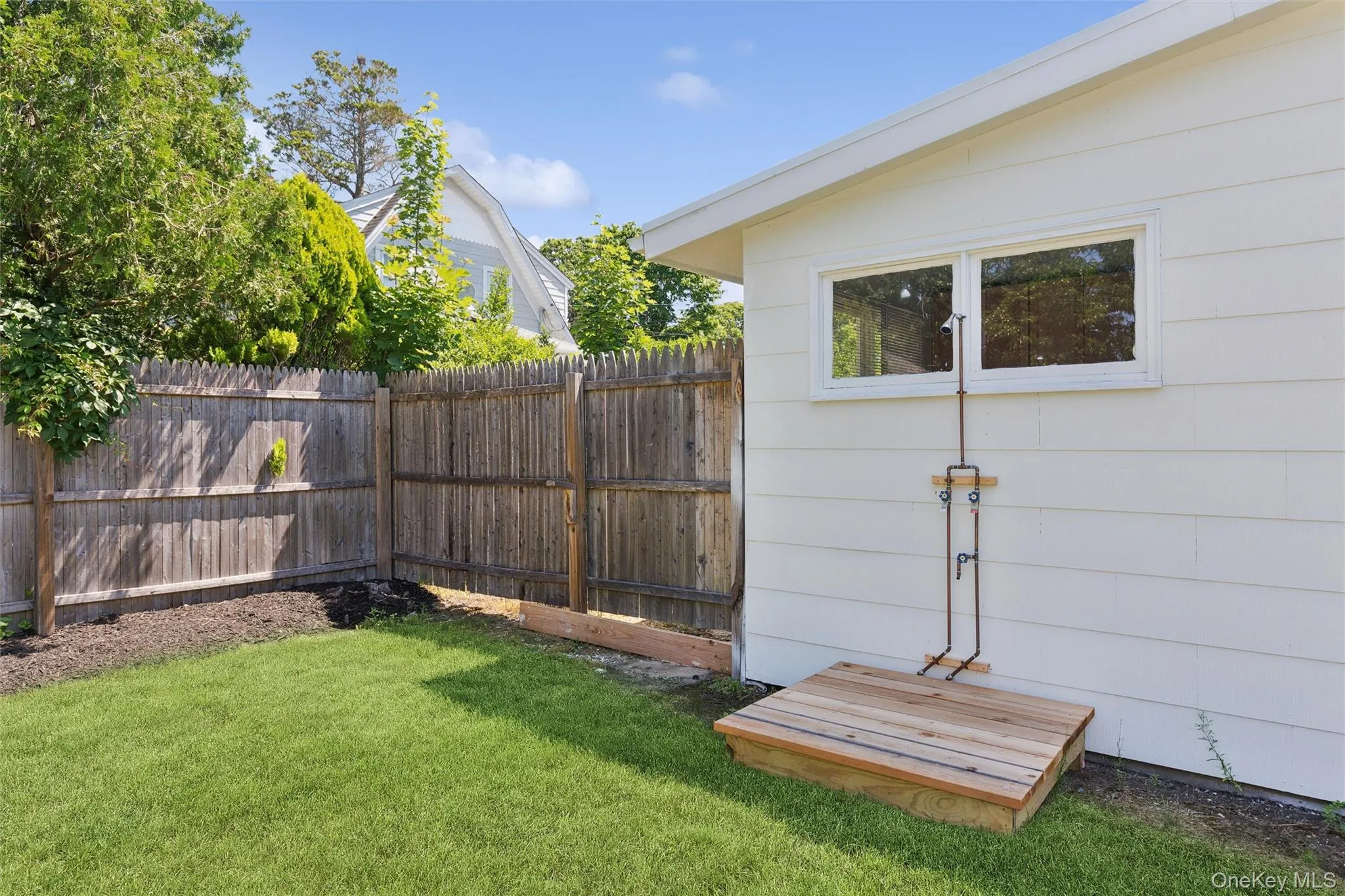 243 Sunset Avenue, Southampton, NY, 4 Bedrooms Bedrooms, 6 Rooms Rooms,2 BathroomsBathrooms,Residential Lease,For Rent,Sunset,0,1014073 243 Sunset Avenue, Southampton, NY, 4 Bedrooms Bedrooms, 6 Rooms Rooms,2 BathroomsBathrooms,Residential Lease,For Rent,Sunset,0,1014073