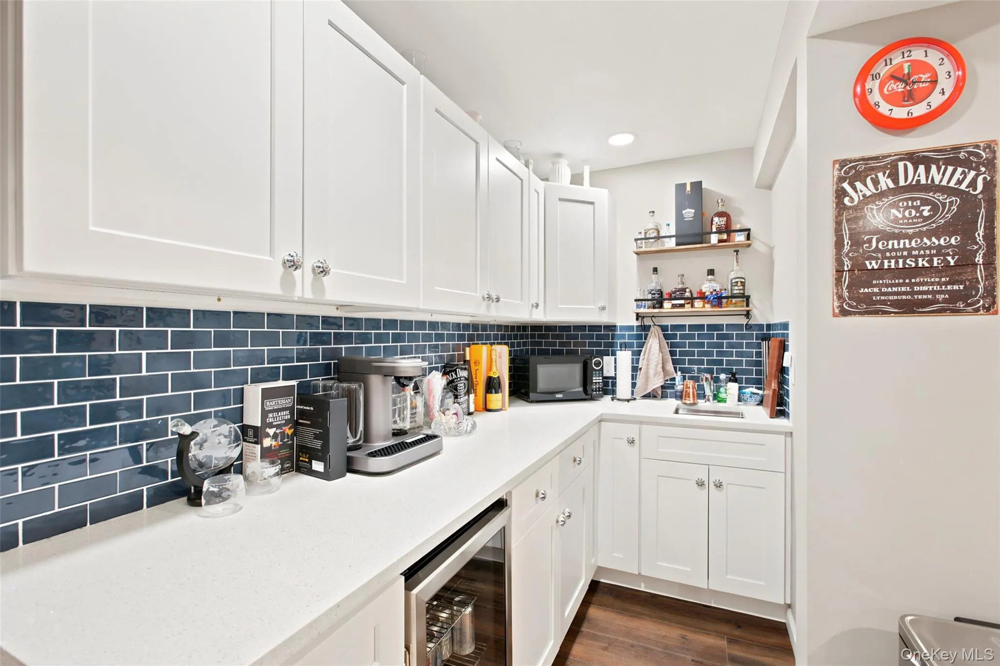 with wet bar with wet bar