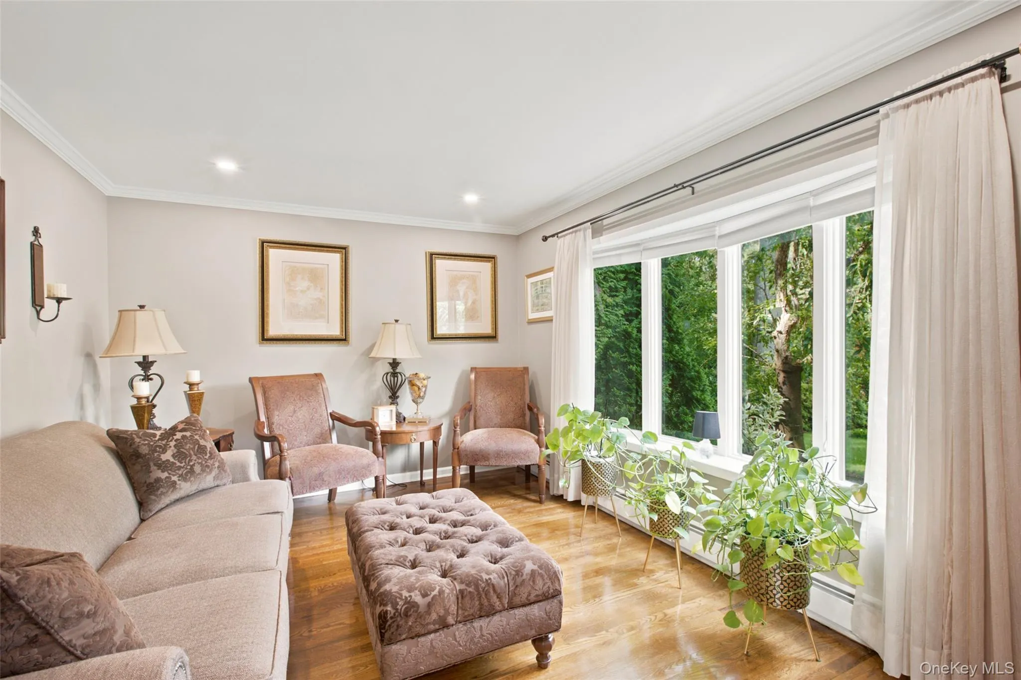 17 Lower Road, Smithtown, NY, 4 Bedrooms Bedrooms, 11 Rooms Rooms,2 BathroomsBathrooms,Residential,For Rent,Lower,0,1014077 17 Lower Road, Smithtown, NY, 4 Bedrooms Bedrooms, 11 Rooms Rooms,2 BathroomsBathrooms,Residential,For Rent,Lower,0,1014077