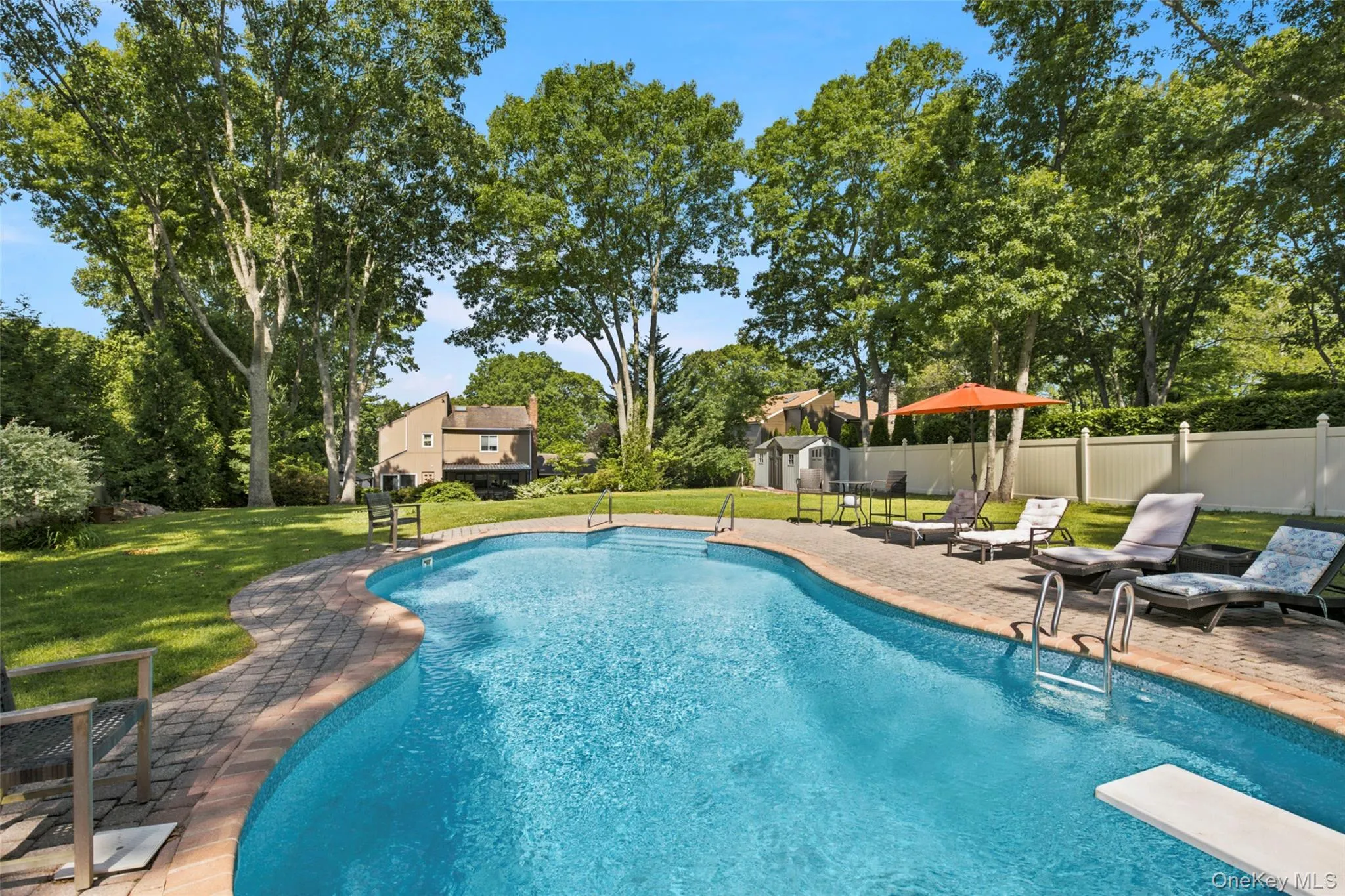 17 Lower Road, Smithtown, NY, 4 Bedrooms Bedrooms, 11 Rooms Rooms,2 BathroomsBathrooms,Residential,For Rent,Lower,0,1014077 17 Lower Road, Smithtown, NY, 4 Bedrooms Bedrooms, 11 Rooms Rooms,2 BathroomsBathrooms,Residential,For Rent,Lower,0,1014077
