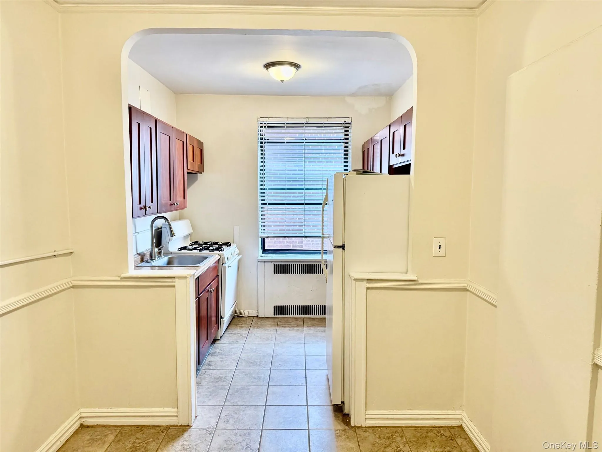 210 Martine Avenue, White Plains, NY, 2 Bedrooms Bedrooms, 5 Rooms Rooms,1 BathroomBathrooms,Residential,For Rent,Martine,0,1014078 210 Martine Avenue, White Plains, NY, 2 Bedrooms Bedrooms, 5 Rooms Rooms,1 BathroomBathrooms,Residential,For Rent,Martine,0,1014078