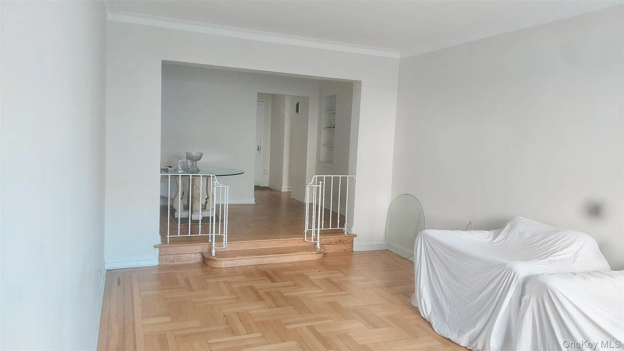 210 Martine Avenue, White Plains, NY, 2 Bedrooms Bedrooms, 5 Rooms Rooms,1 BathroomBathrooms,Residential,For Rent,Martine,0,1014078 210 Martine Avenue, White Plains, NY, 2 Bedrooms Bedrooms, 5 Rooms Rooms,1 BathroomBathrooms,Residential,For Rent,Martine,0,1014078
