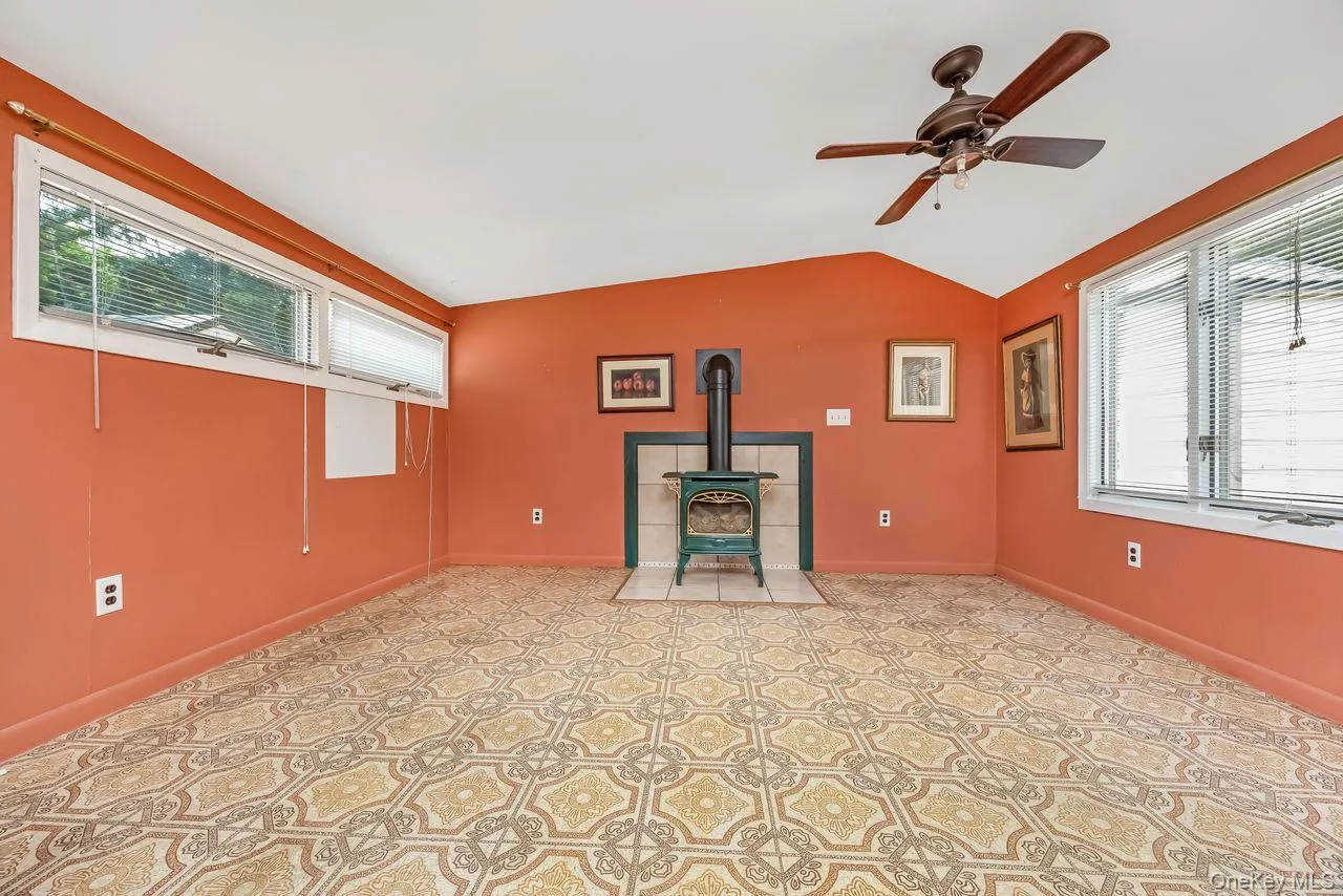 845 Karshick Street, Islip, NY, 4 Bedrooms Bedrooms, 8 Rooms Rooms,3 BathroomsBathrooms,Residential,For Rent,Karshick,0,1014081 845 Karshick Street, Islip, NY, 4 Bedrooms Bedrooms, 8 Rooms Rooms,3 BathroomsBathrooms,Residential,For Rent,Karshick,0,1014081