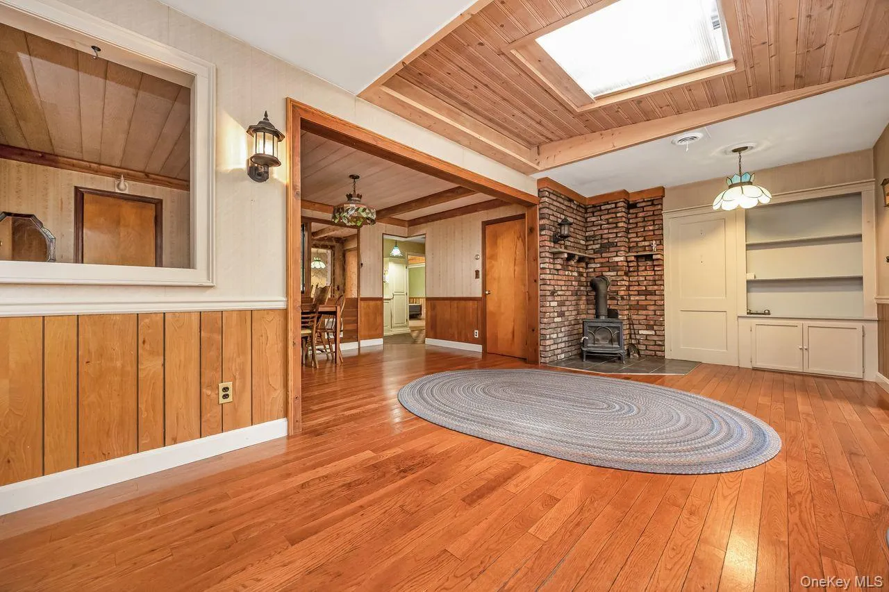 845 Karshick Street, Islip, NY, 4 Bedrooms Bedrooms, 8 Rooms Rooms,3 BathroomsBathrooms,Residential,For Rent,Karshick,0,1014081 845 Karshick Street, Islip, NY, 4 Bedrooms Bedrooms, 8 Rooms Rooms,3 BathroomsBathrooms,Residential,For Rent,Karshick,0,1014081