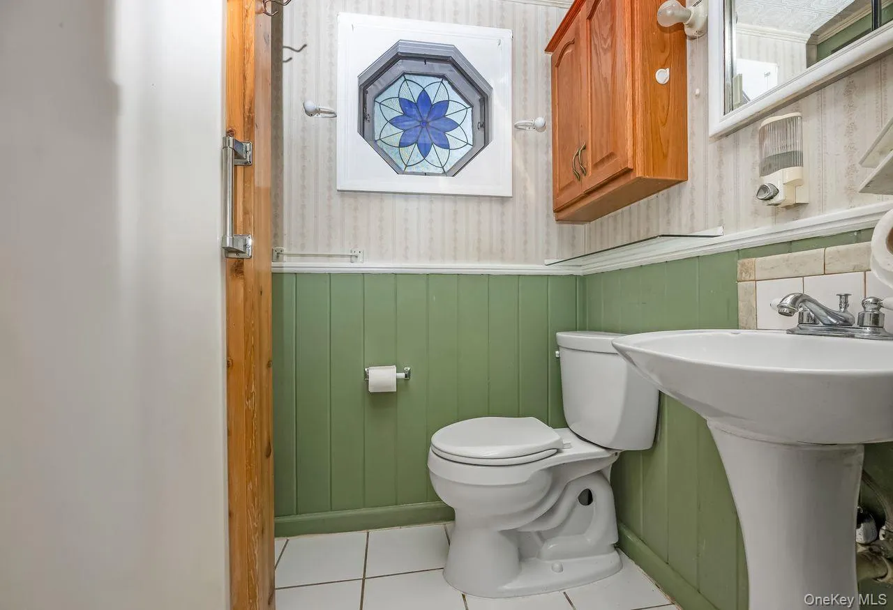 845 Karshick Street, Islip, NY, 4 Bedrooms Bedrooms, 8 Rooms Rooms,3 BathroomsBathrooms,Residential,For Rent,Karshick,0,1014081 845 Karshick Street, Islip, NY, 4 Bedrooms Bedrooms, 8 Rooms Rooms,3 BathroomsBathrooms,Residential,For Rent,Karshick,0,1014081