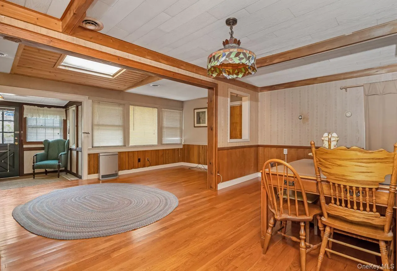 845 Karshick Street, Islip, NY, 4 Bedrooms Bedrooms, 8 Rooms Rooms,3 BathroomsBathrooms,Residential,For Rent,Karshick,0,1014081 845 Karshick Street, Islip, NY, 4 Bedrooms Bedrooms, 8 Rooms Rooms,3 BathroomsBathrooms,Residential,For Rent,Karshick,0,1014081