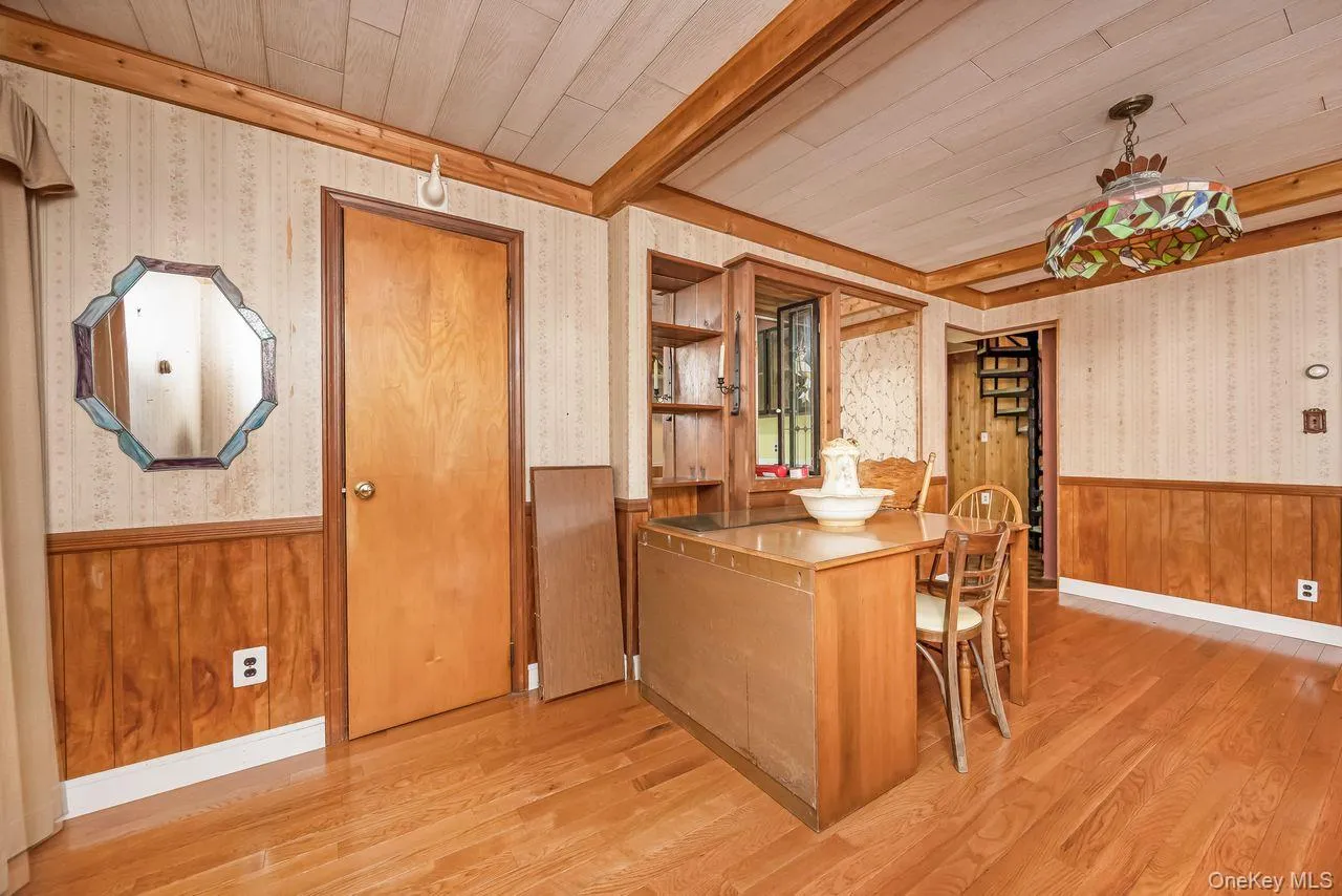 845 Karshick Street, Islip, NY, 4 Bedrooms Bedrooms, 8 Rooms Rooms,3 BathroomsBathrooms,Residential,For Rent,Karshick,0,1014081 845 Karshick Street, Islip, NY, 4 Bedrooms Bedrooms, 8 Rooms Rooms,3 BathroomsBathrooms,Residential,For Rent,Karshick,0,1014081