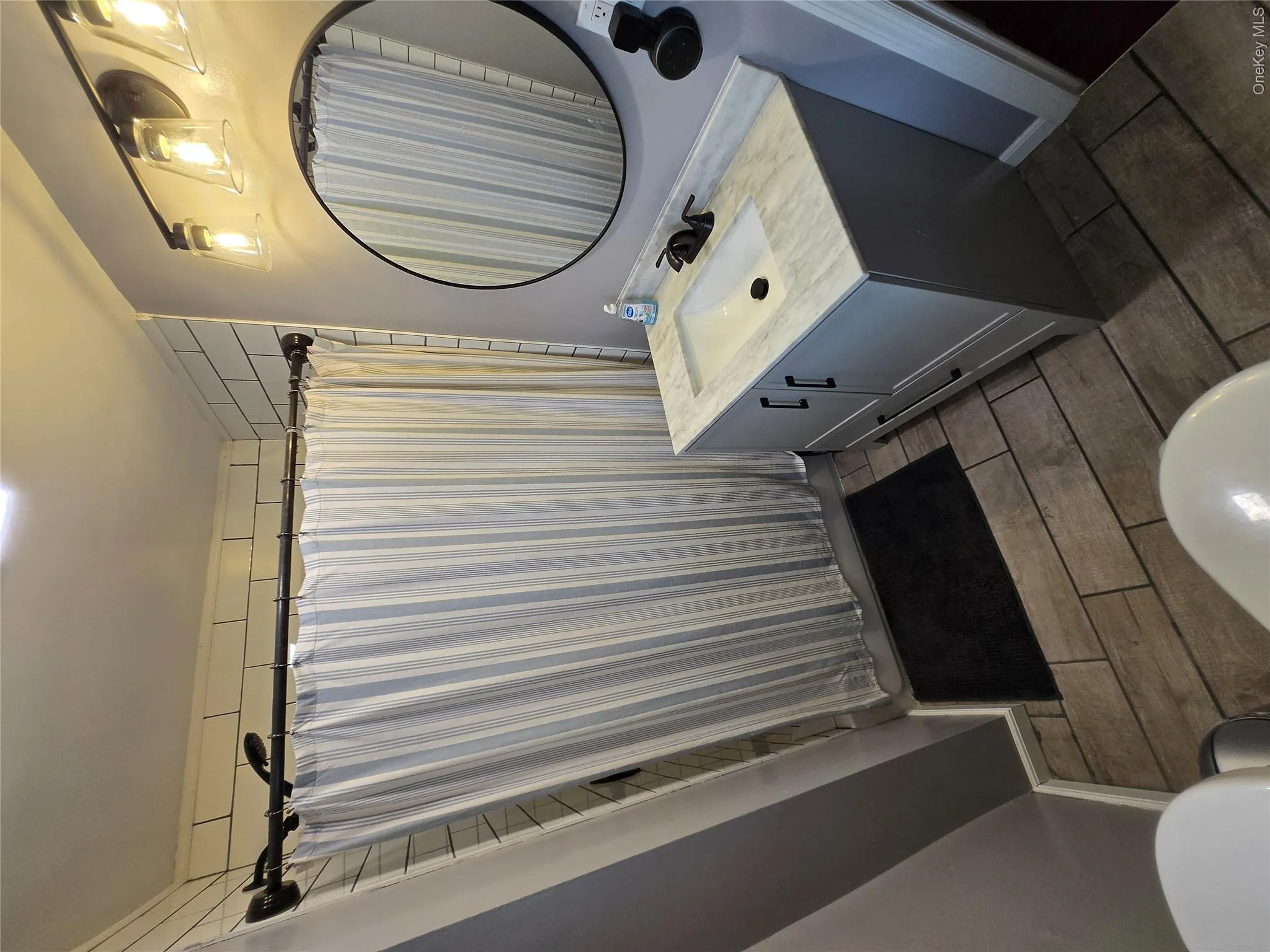 2nd floor full bathroom 2nd floor full bathroom