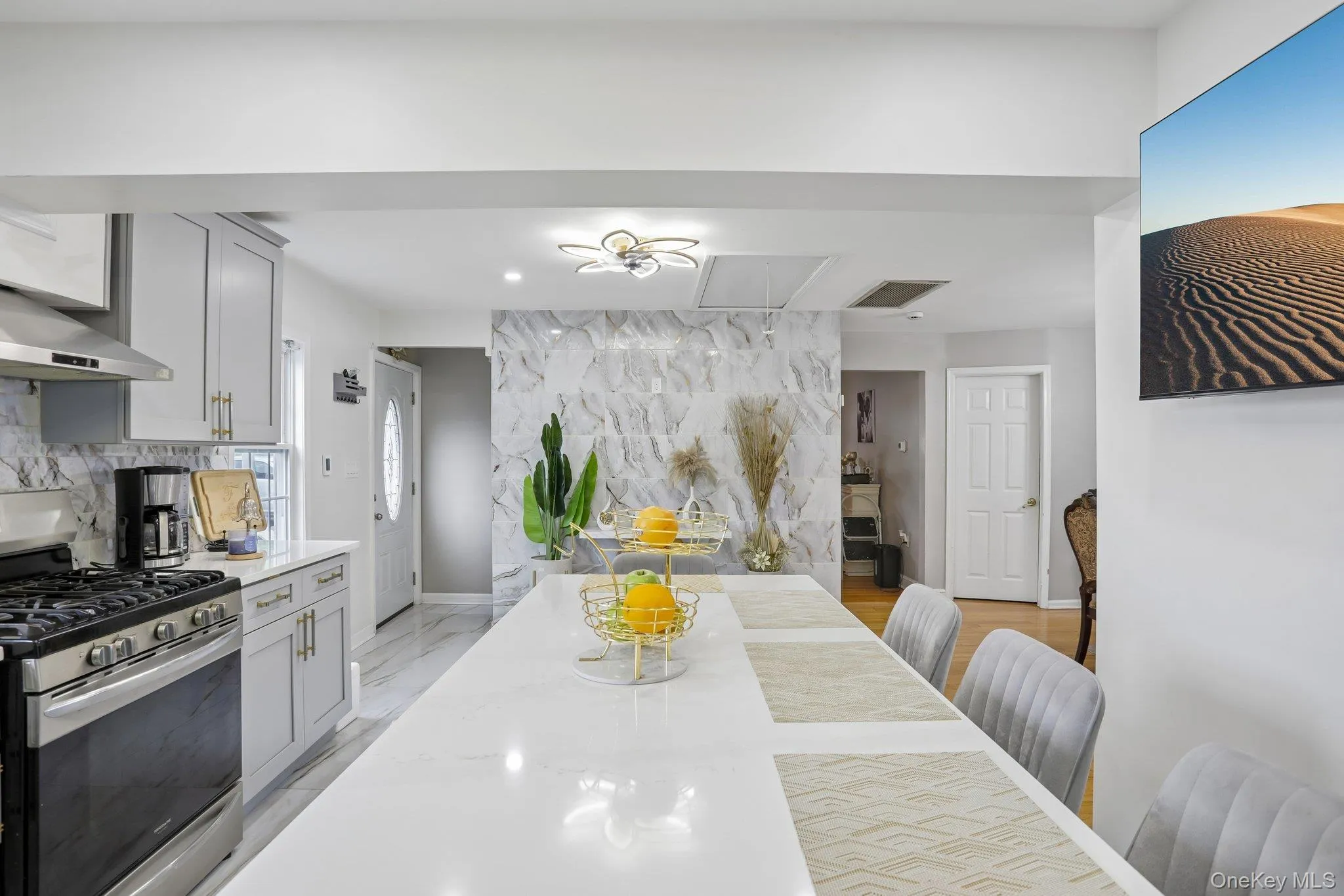 12 North Street, Haverstraw, NY, 3 Bedrooms Bedrooms, 8 Rooms Rooms,3 BathroomsBathrooms,Residential,For Rent,North,0,1014085 12 North Street, Haverstraw, NY, 3 Bedrooms Bedrooms, 8 Rooms Rooms,3 BathroomsBathrooms,Residential,For Rent,North,0,1014085